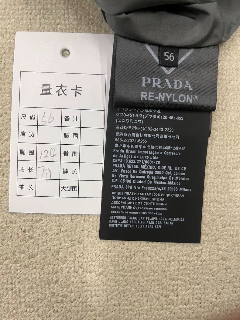 Prada PRADA Solid Sport Minimalist Recycled Nylon Performance Jac Size US XL / EU 56 / 4 - 4 Thumbnail