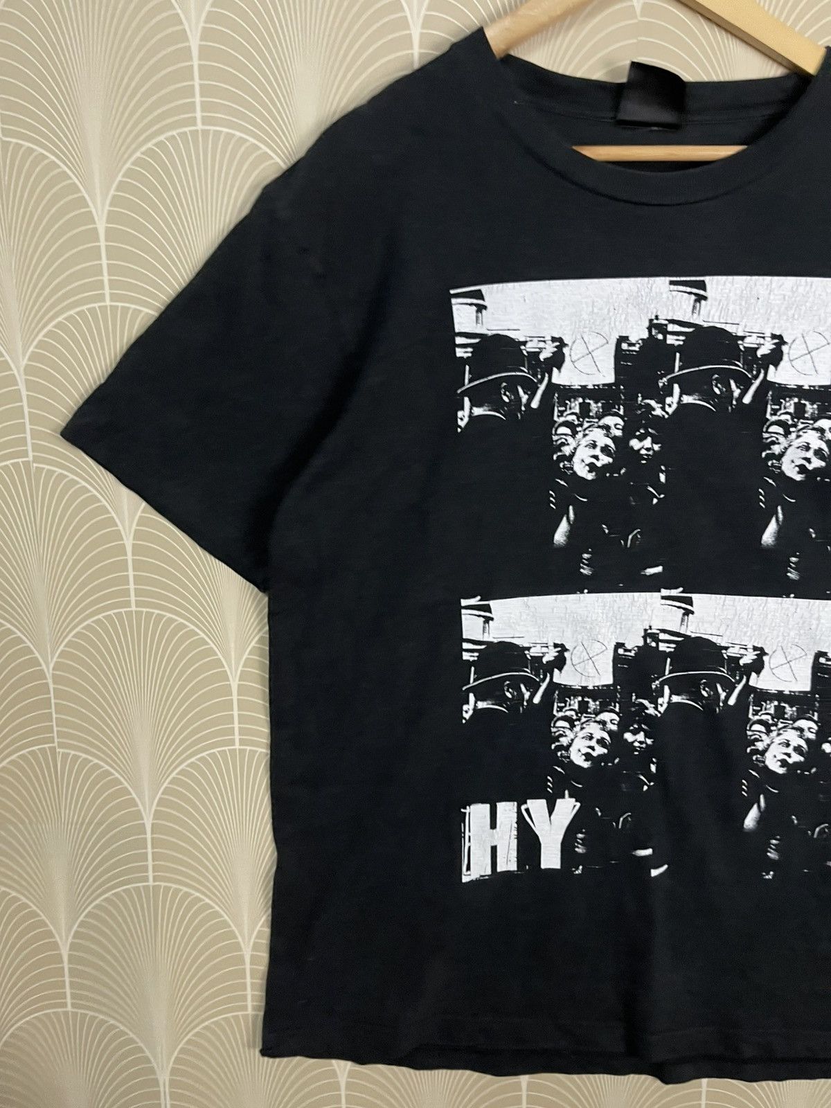 Japanese Brand 2000s BOOTLEGBOOTH JAPANESE STREETWEAR TSHIRT RARE GRAPHIC Size US L / EU 52-54 / 3 - 3 Thumbnail