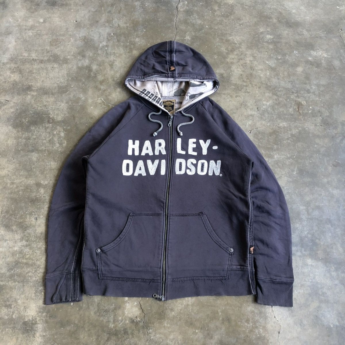 Harley Davidson Trashed🔥Vintage Harley Davidson Motorcycle Ziphoodie Size US XL / EU 56 / 4 - 1 Thumbnail