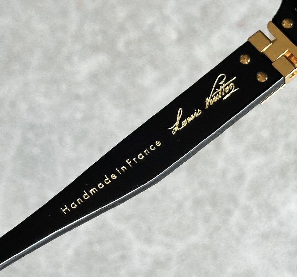 Louis Vuitton NIGOS PERSONAL 2004 OG LV MILLIONAIRE SUNGLASSES Size ONE SIZE - 9 Thumbnail