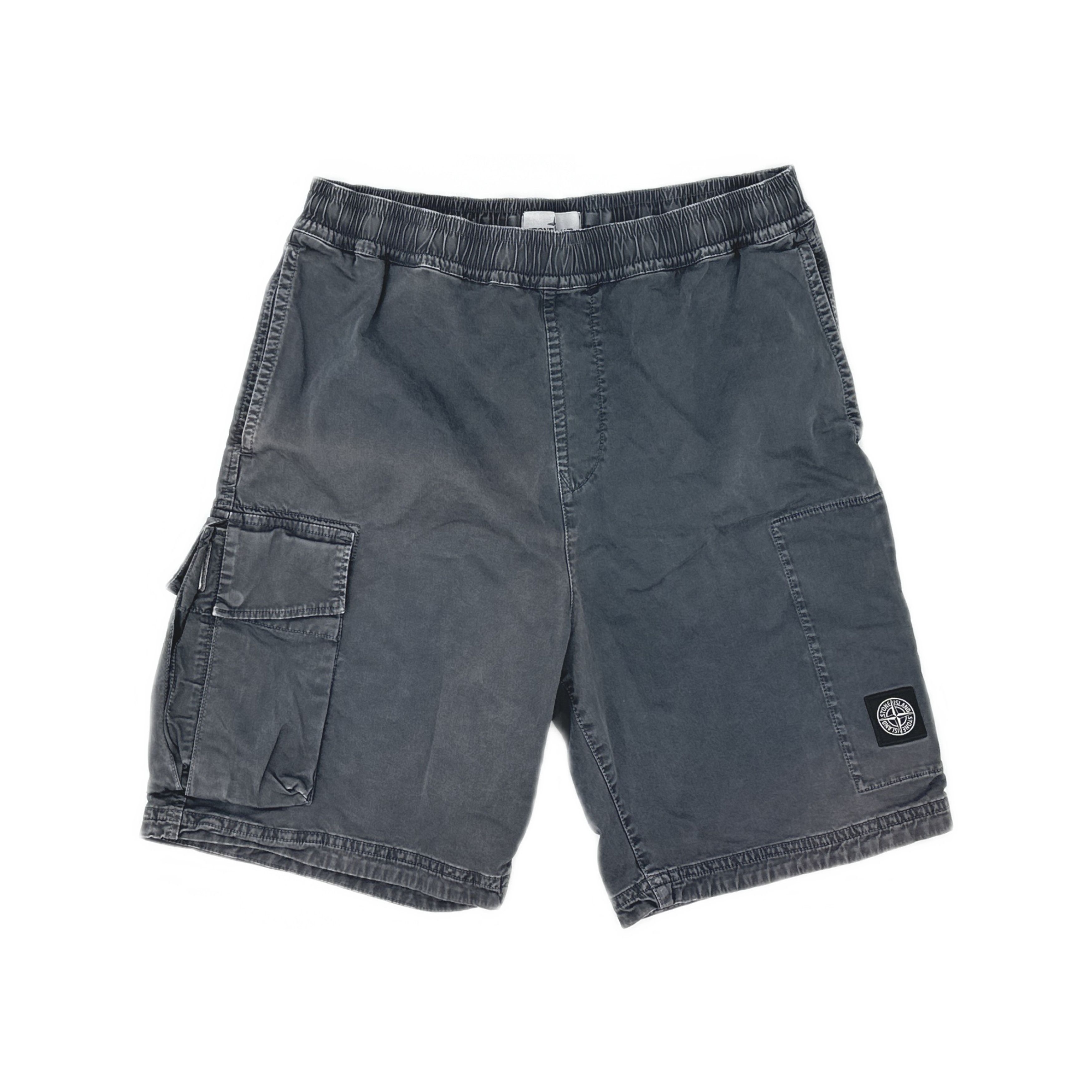 Stone Island Stone Island Logo Patch Cargo Shorts Size 33 Size US 33 - 1 Thumbnail
