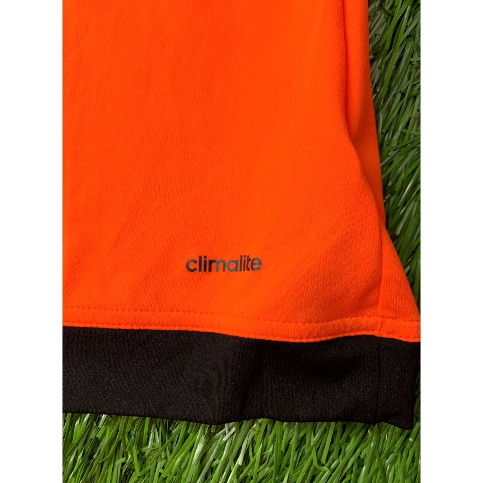 Adidas ADIDAS PERFORMANCE FOOTBALL SHIRT JERSEY M Black and Orange Mens 2015 Estro Classic Football Shirt Size US M / EU 48-50 / 2 - 4 Thumbnail