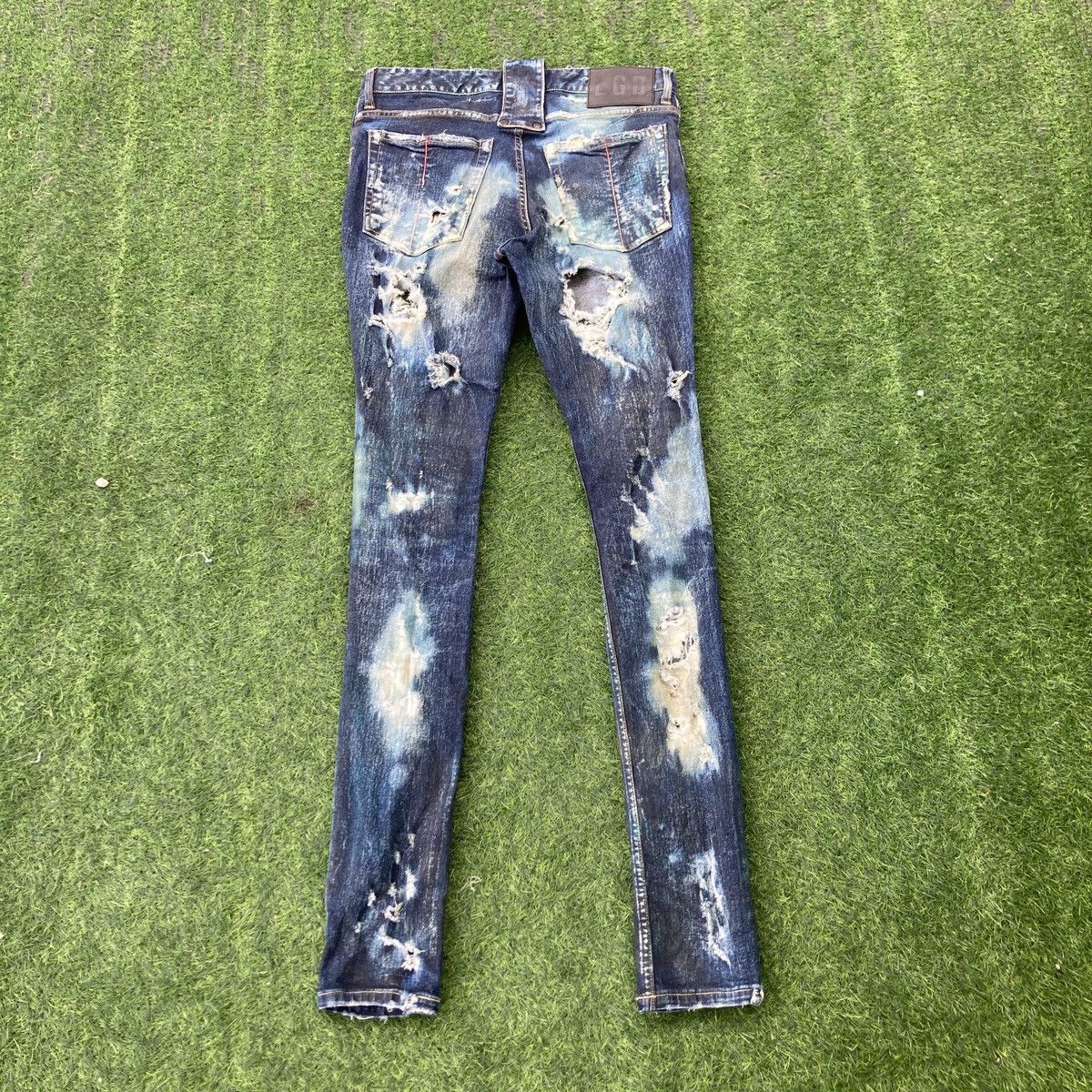 If Six Was Nine LE GRANDE BLEU (L.G.B) RIPPED JEANS Size US 32 / EU 48 - 2 Thumbnail