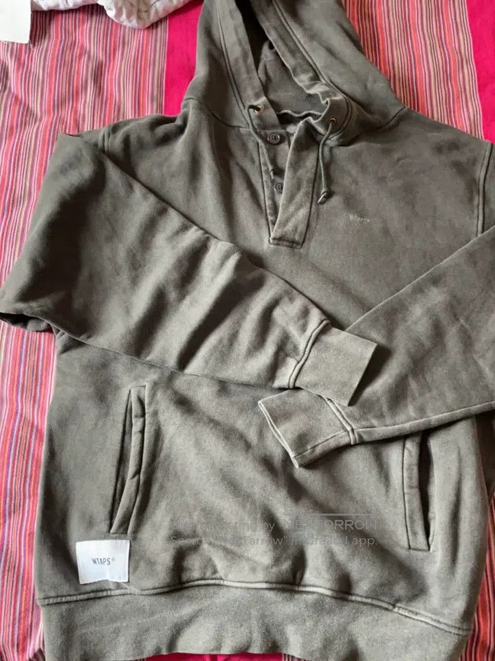 Wtaps Wtaps Hoodie with Batik Washed Fabric, Washed Black Size US M / EU 48-50 / 2 - 2 Thumbnail