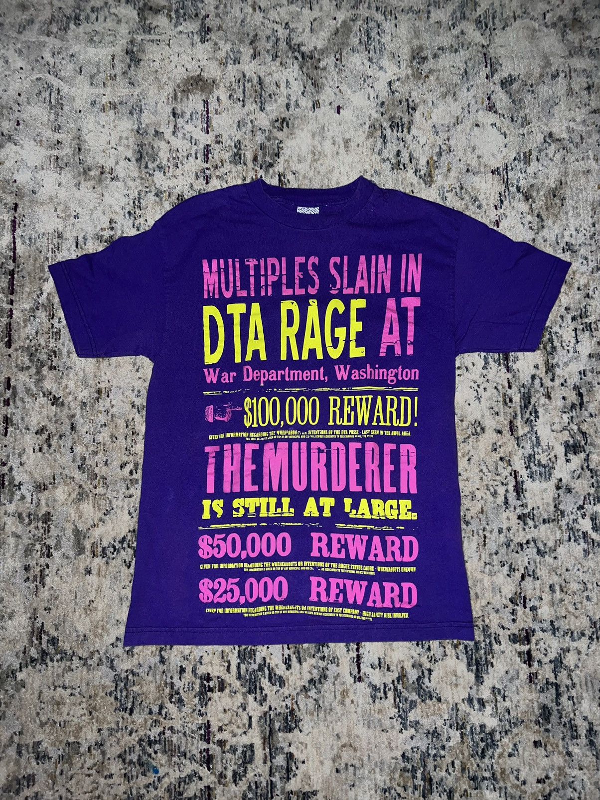 Rogue Status × Vintage Rogue Status - Reward Tee - Size M Size US M / EU 48-50 / 2 - 1 Thumbnail