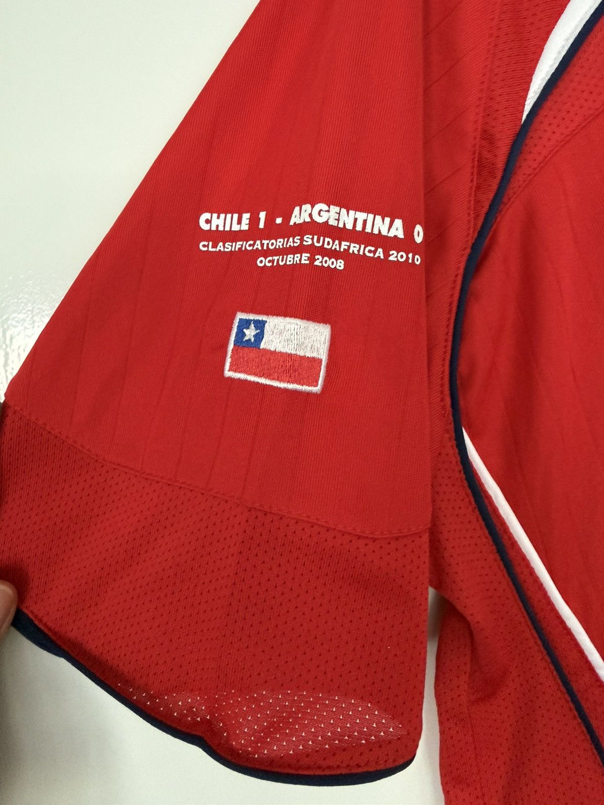 Brooks BROOKS ORELLANA CHILE NATIONAL JERSEY 2008 WORLD CUP SOCCER Size US XL / EU 56 / 4 - 7 Thumbnail