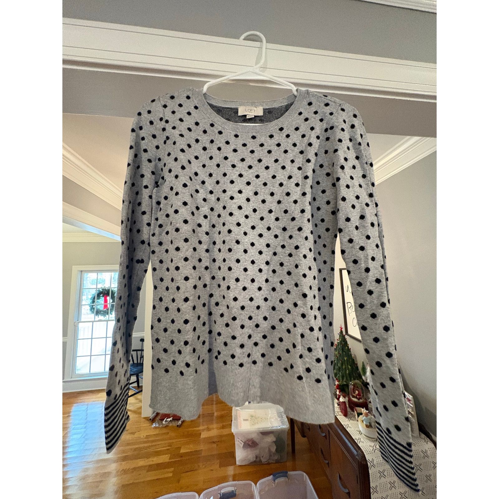 Loft LOFT Outlet Polka Dot Sweater Women’s XS Long Sleeve Size XS / US 0-2 / IT 36-38 - 4 Thumbnail