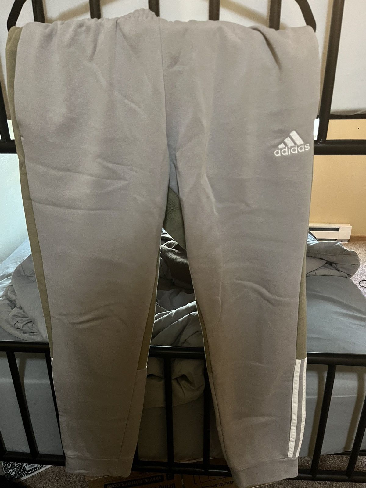 Adidas Adiddas Sweats Size US 36 / EU 52 - 4 Thumbnail
