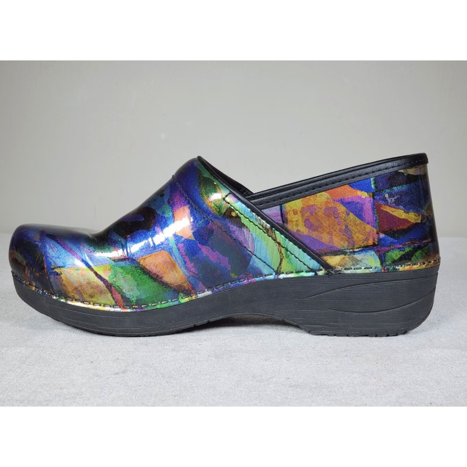 Dansko Using core keywords ("Dansko XP 2.0", "Performance Clog", "Color Wash") Size ONE SIZE - 3 Thumbnail