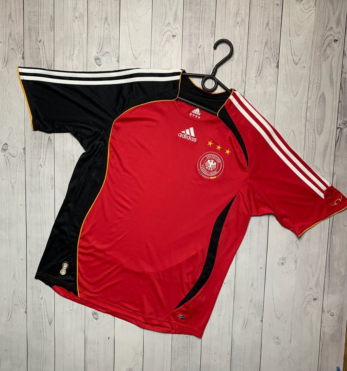 Adidas × Vintage Vintage adidas Deutschland red soccer jersey rare S Size US S / EU 44-46 / 1 - 1 Thumbnail