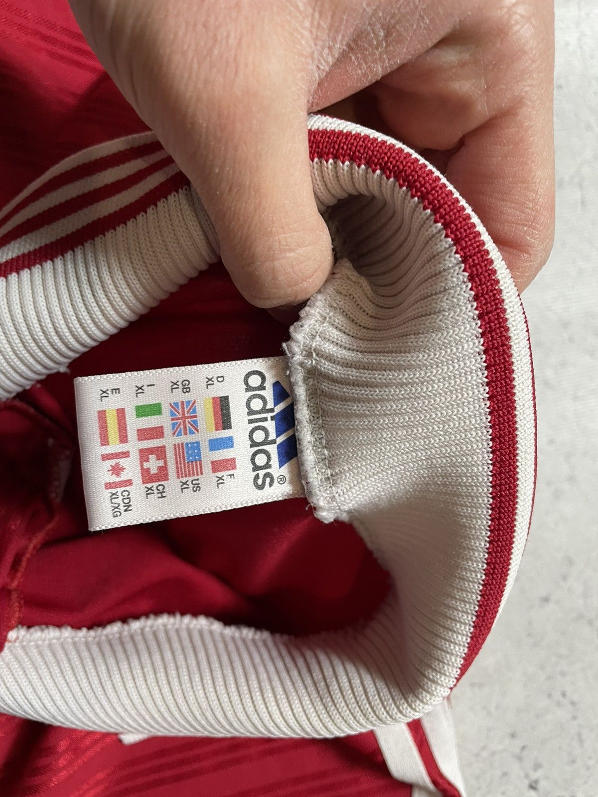 Adidas Vintage 90s Retro Adidas #11 Football Longsleeve Jersey Size US XL / EU 56 / 4 - 8 Thumbnail