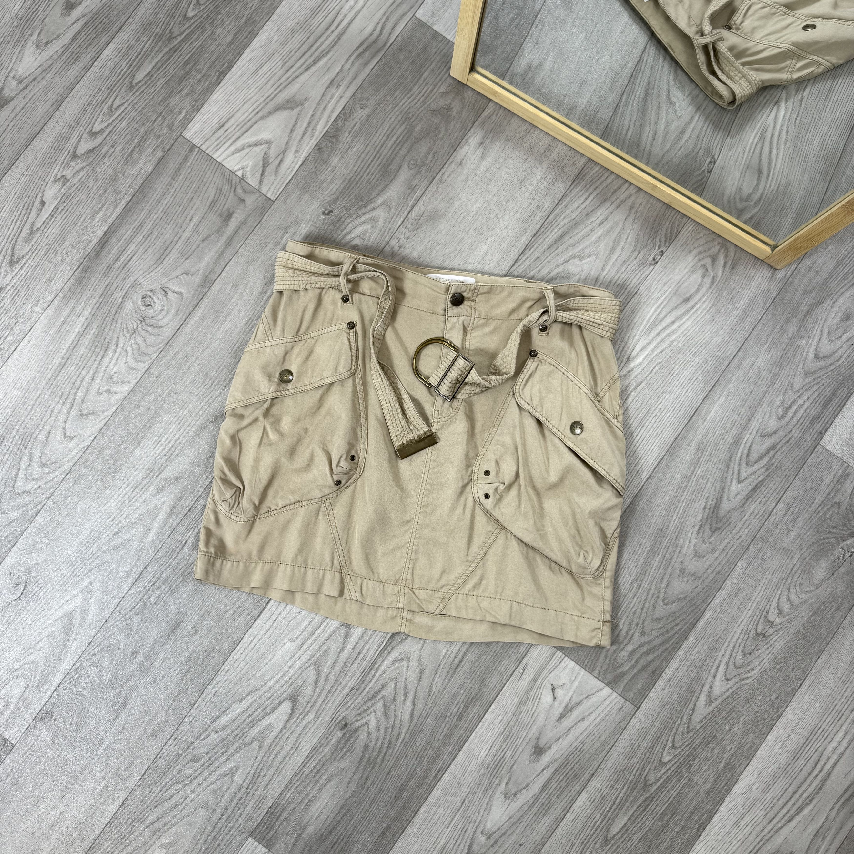 Vintage Vintage Y2K Cargo Pockets Beige Women's Midi Skirt Size 28" / US 6 / IT 42 - 1 Thumbnail