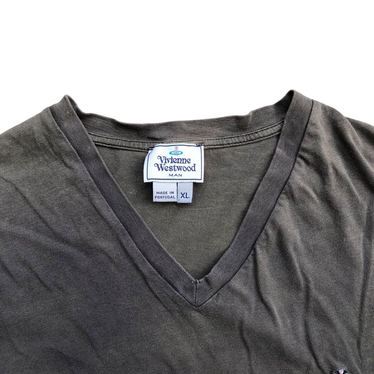 Vivienne Westwood VIVIENNE WESTWOOD Man Embroidery Logo V-neck Shirt Size US XL / EU 56 / 4 - 5 Thumbnail