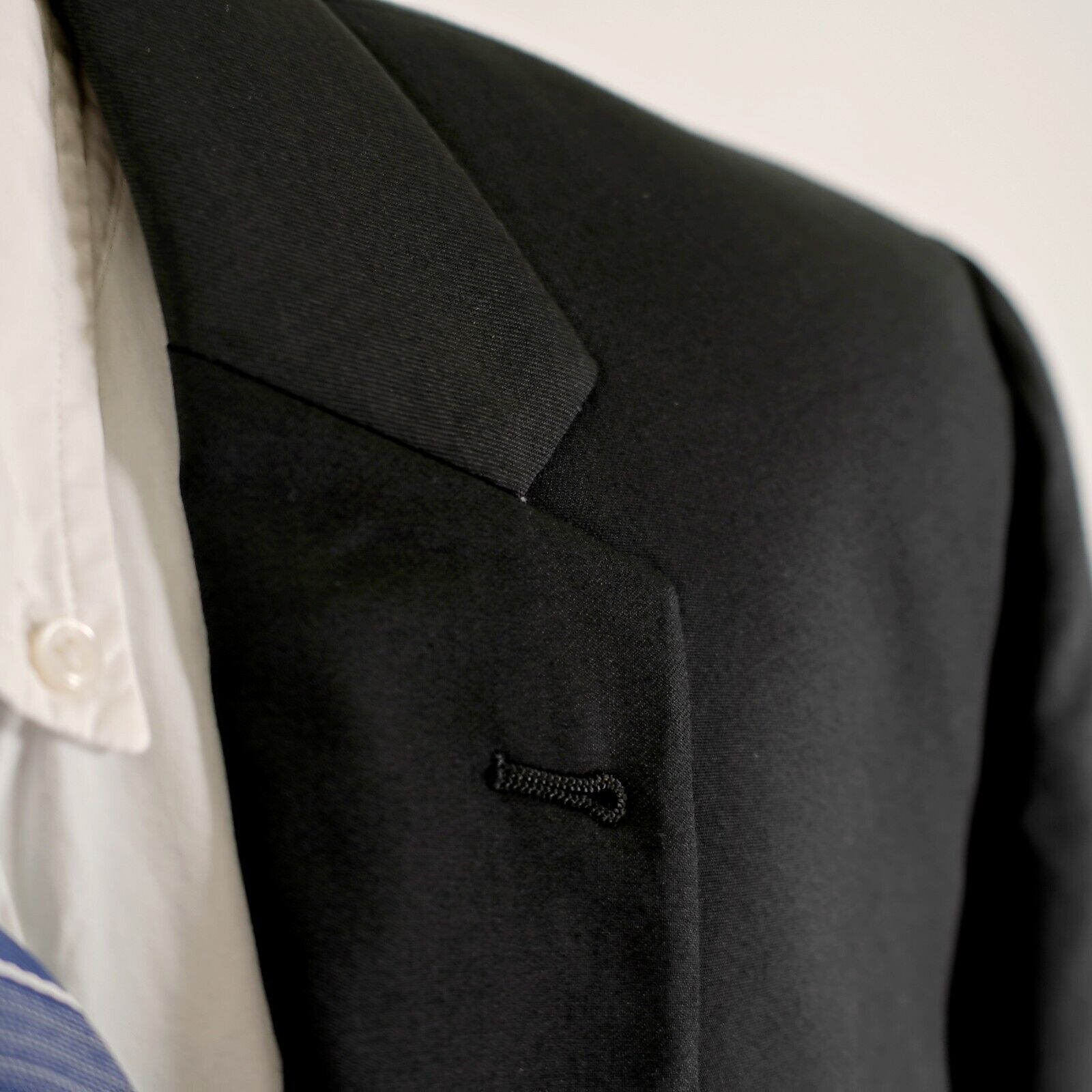 Joseph Abboud Joseph Abboud Reda Super 110s Wool Black 2 Button Blazer 44R Size 44R - 2 Thumbnail