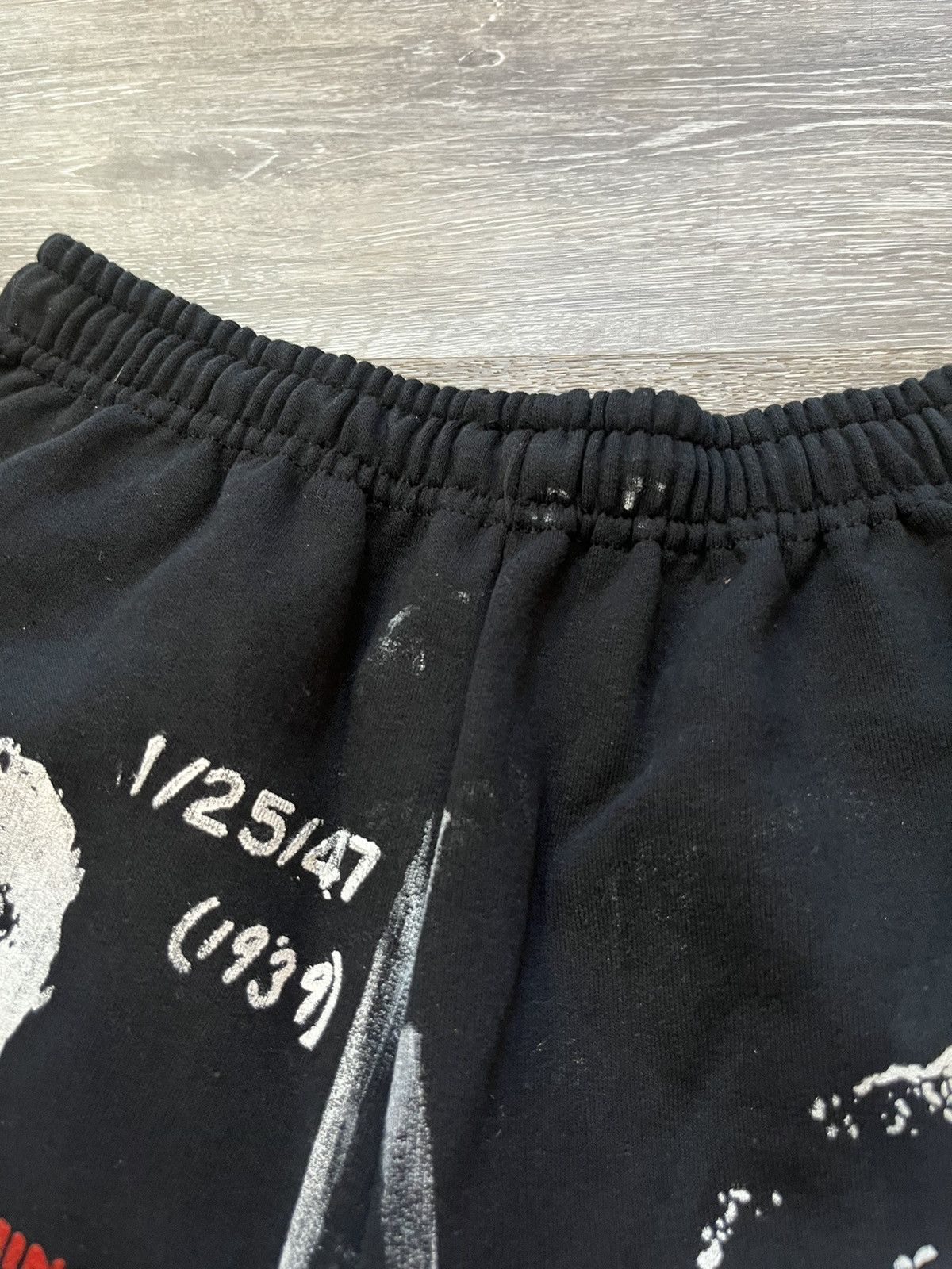 Japanese Brand Humans Kill Everything Sample Print Shorts Size US 30 / EU 46 - 7 Thumbnail
