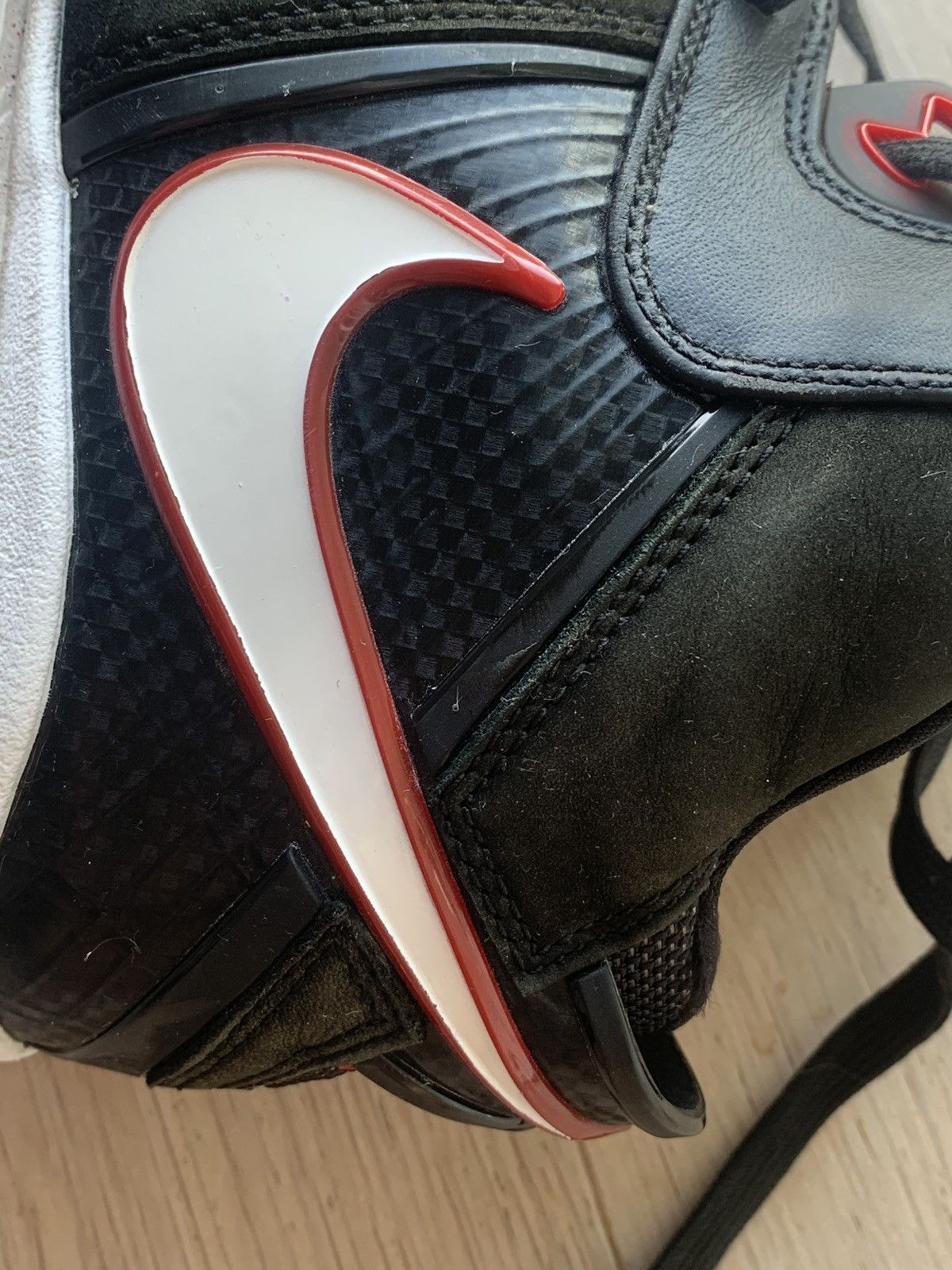Nike Nike Lebron 8 Size US 11 / EU 44 - 17 Thumbnail