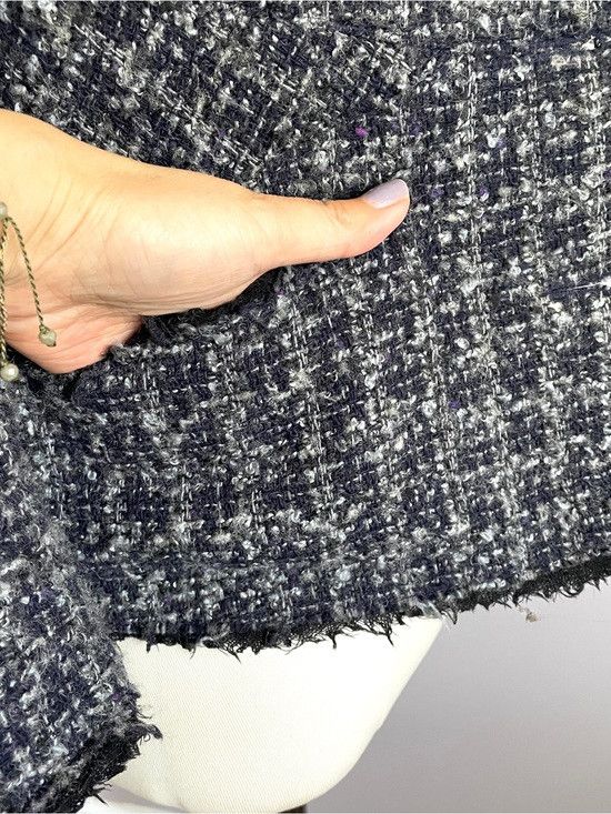 Vintage Navy Blue Gray Tweed Cropped Wool Blend Lady Blazer 🇨🇦 Size S / US 4 / IT 40 - 5 Thumbnail
