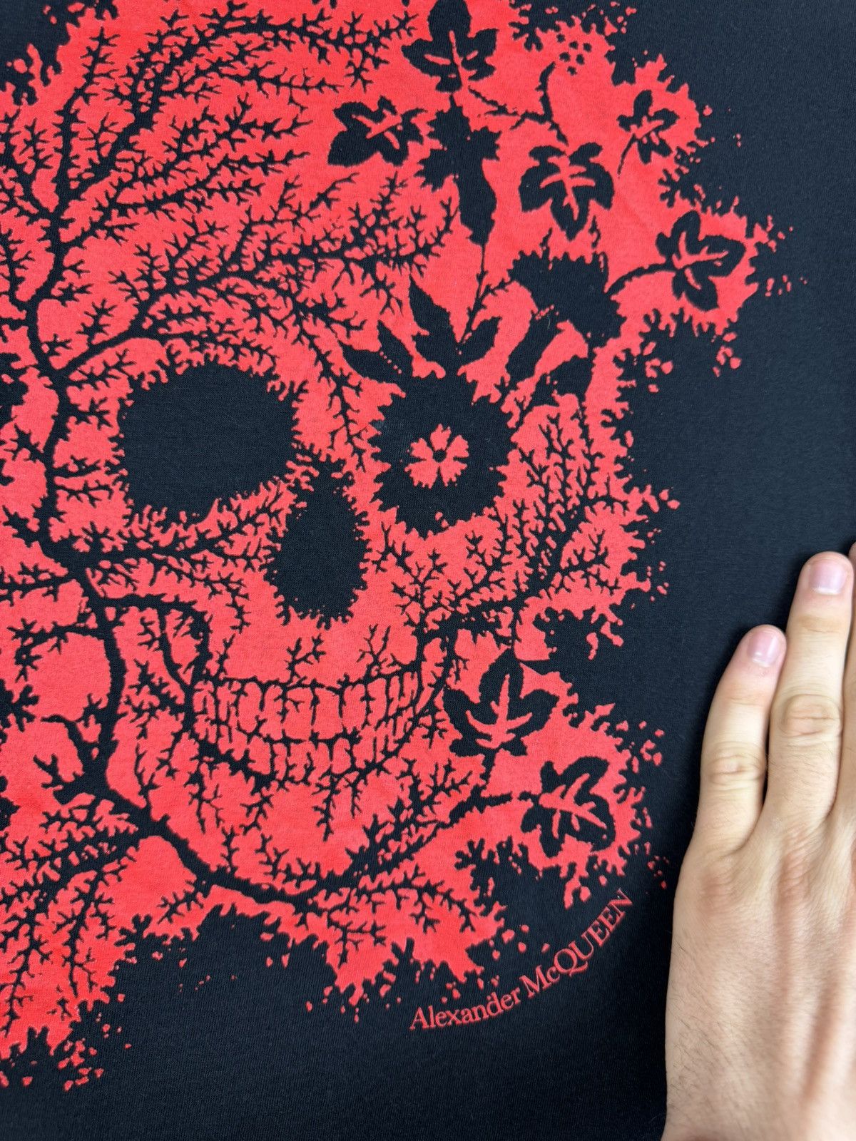 Alexander McQueen Alexander McQueen Ivy Skull T-Shirt Made In Italy Size US M / EU 48-50 / 2 - 10 Thumbnail