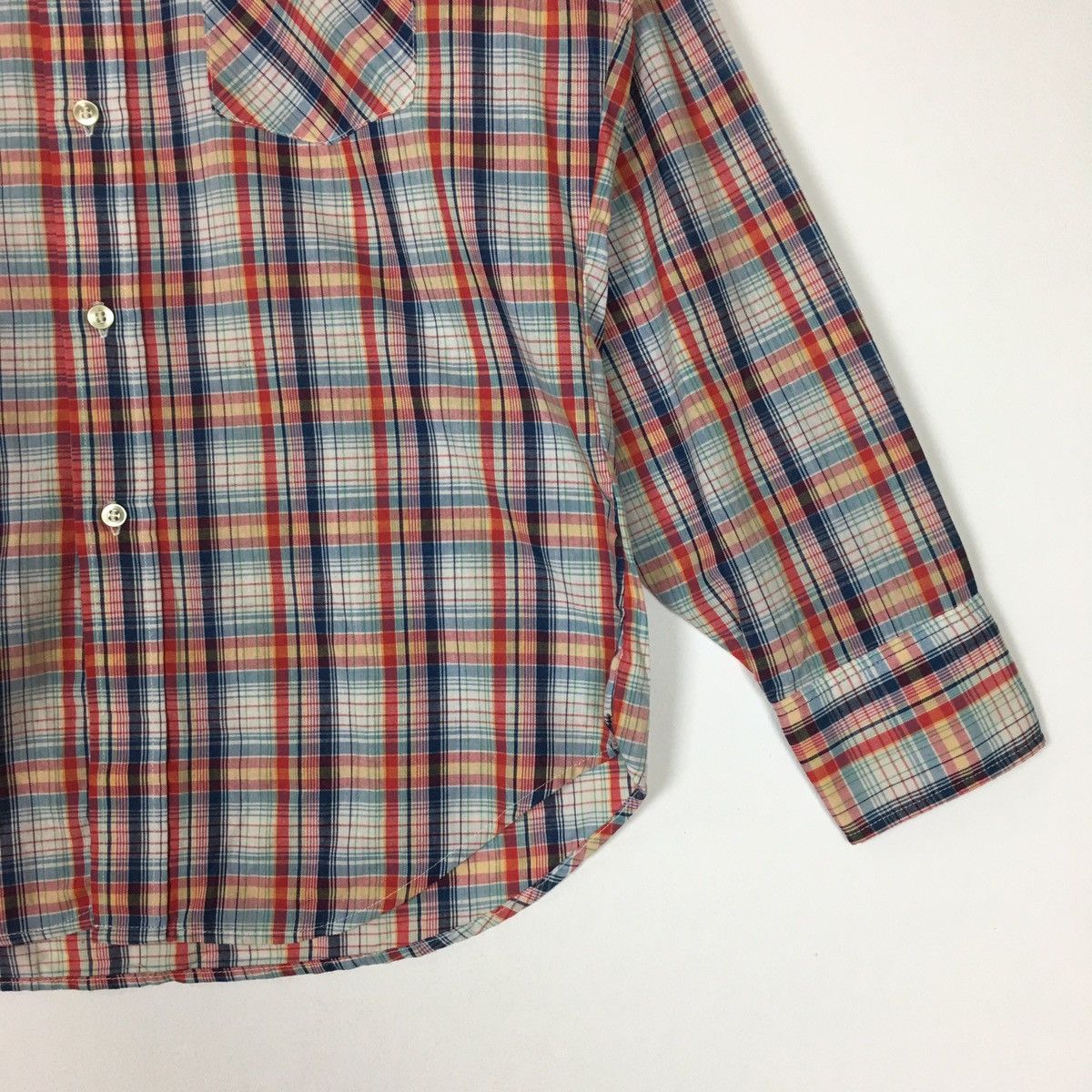 Levi's Vintage Levi’s White Tab Slim Fit Button Ups Shirt Size US L / EU 52-54 / 3 - 3 Thumbnail