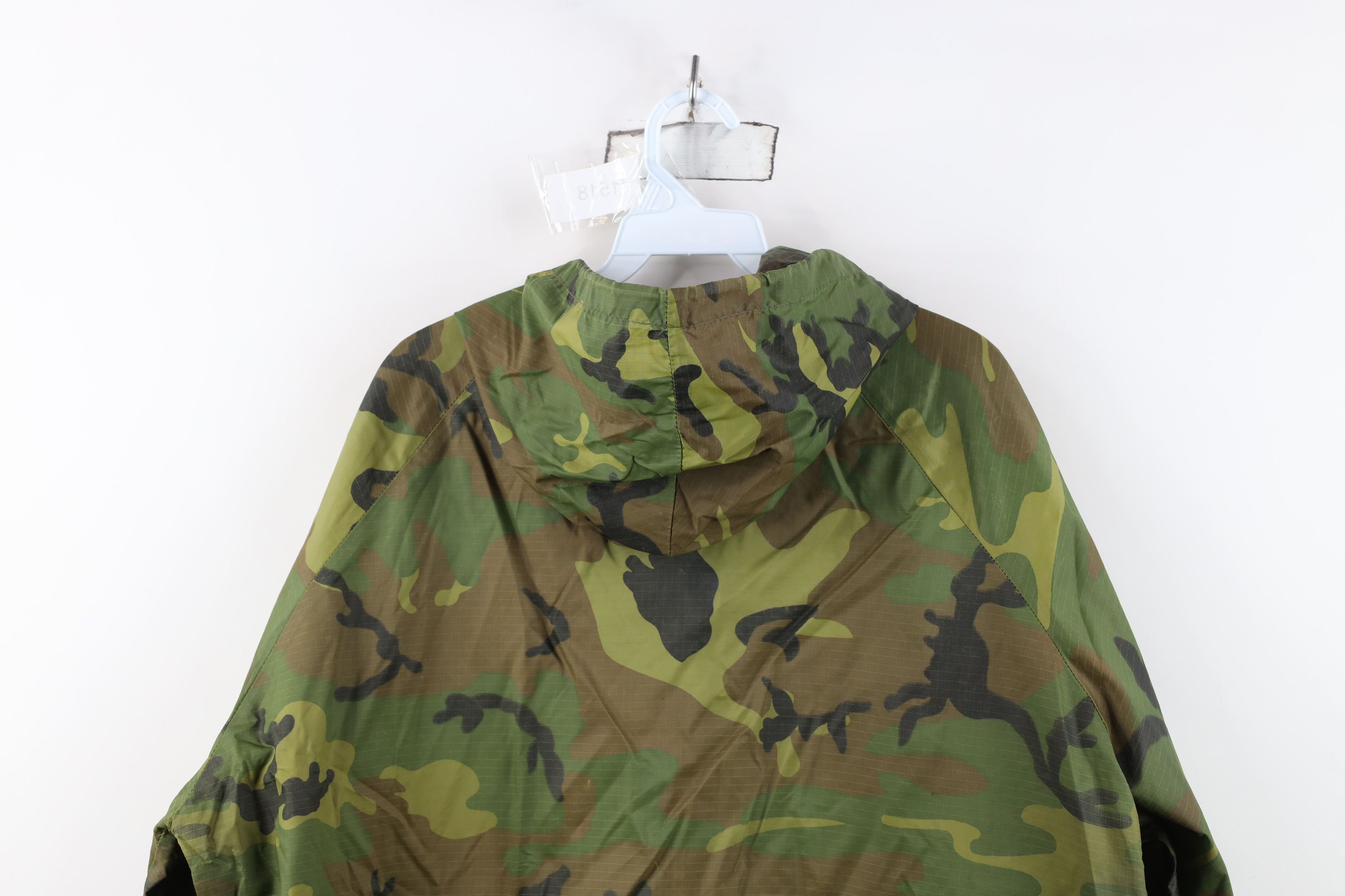 Vintage Vintage 70s Streetwear Hooded Windbreaker Jacket USA Size US XL / EU 56 / 4 - 14 Thumbnail