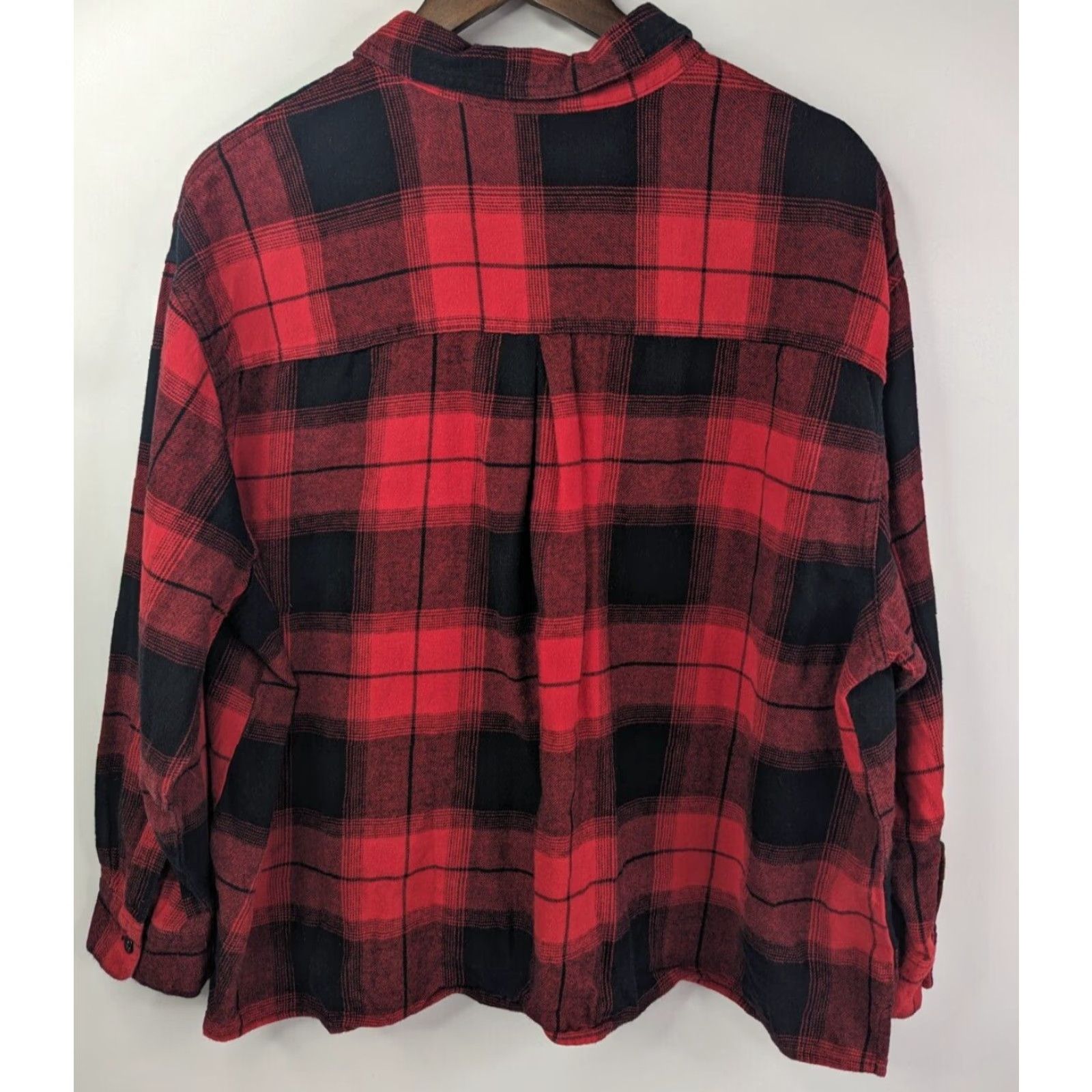 Old Navy VINTAGE Old Navy Plus Cropped Red Buffalo Check Flannel Boyfriend Shirt For Women's 2XL Size XXL / US 16-18 / IT 52-54 - 3 Thumbnail