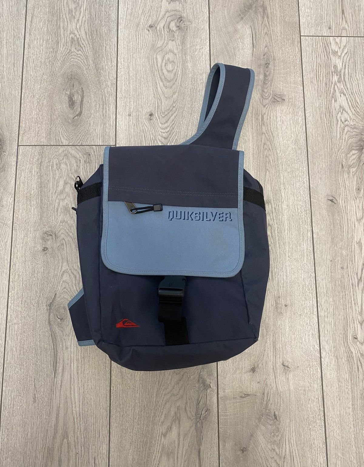 Quicksilver × Quiksilver × Vintage Vintage Quiksilver Big Logo Y2K slim Bag Black Size ONE SIZE - 1 Thumbnail