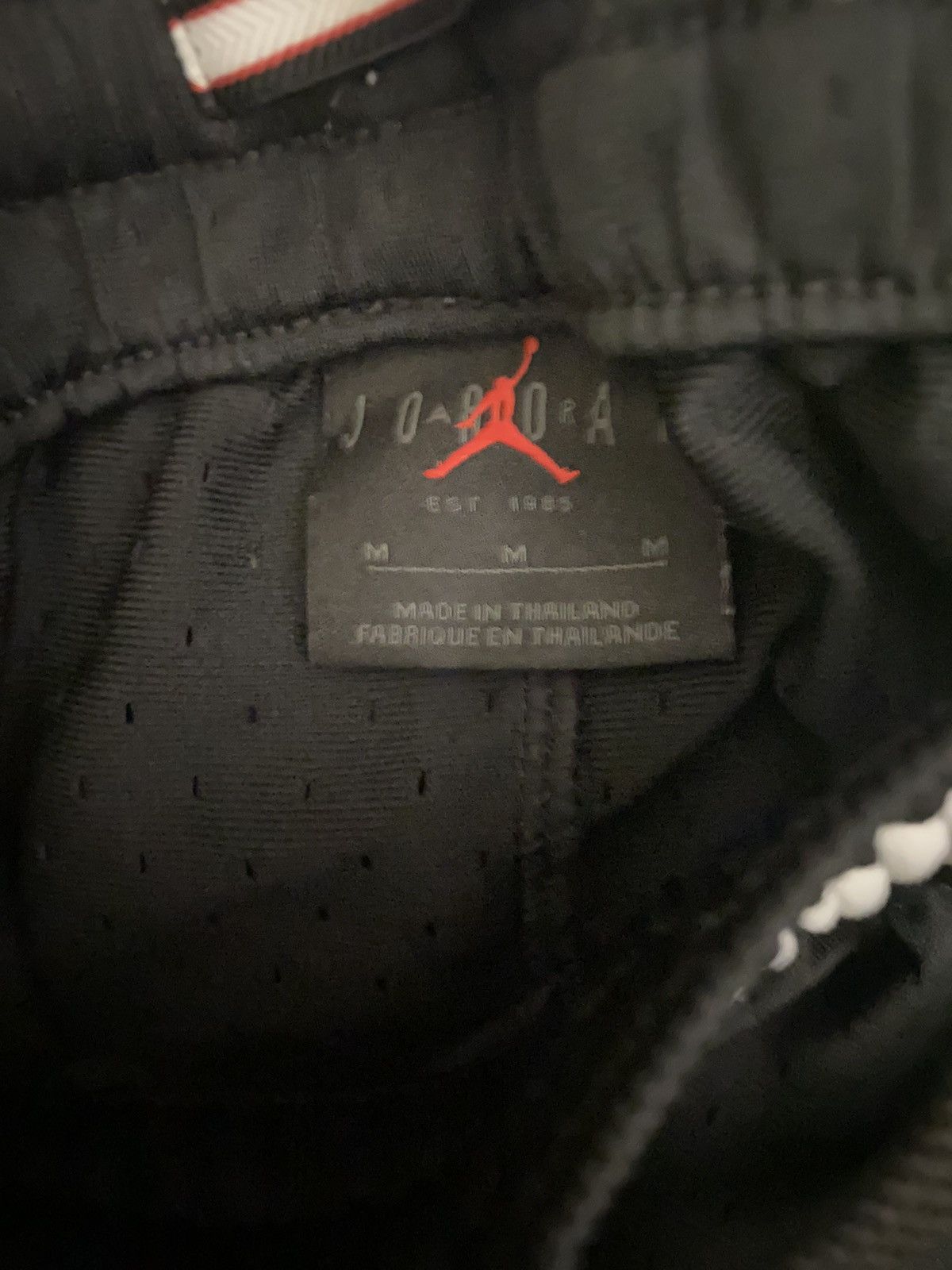 Jordan Brand × Nike Jordan essential shorts Size US 30 / EU 46 - 2 Thumbnail