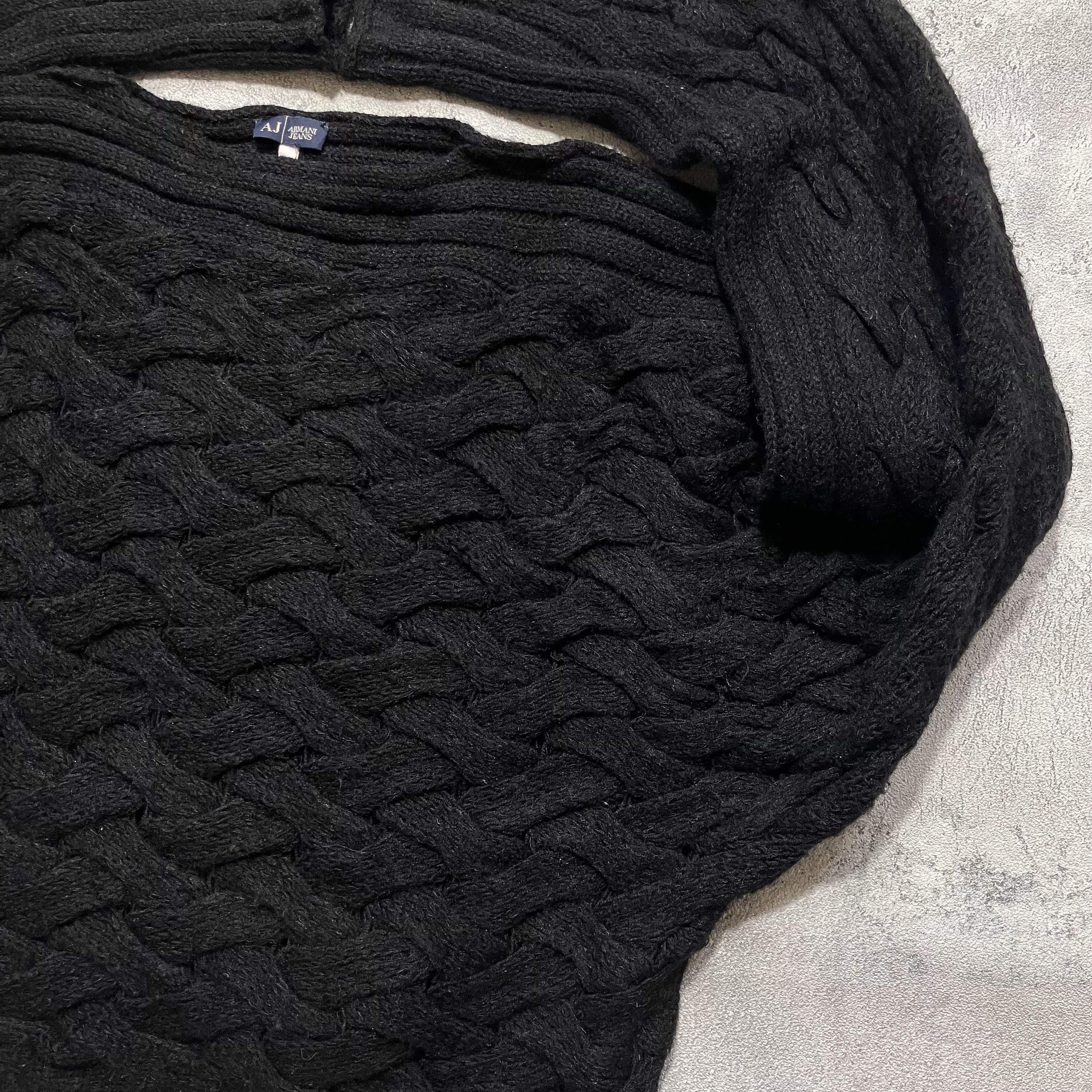 Giorgio Armani Vintage Armani jeans cropped seamless knitwear Size US M / EU 48-50 / 2 - 2 Thumbnail