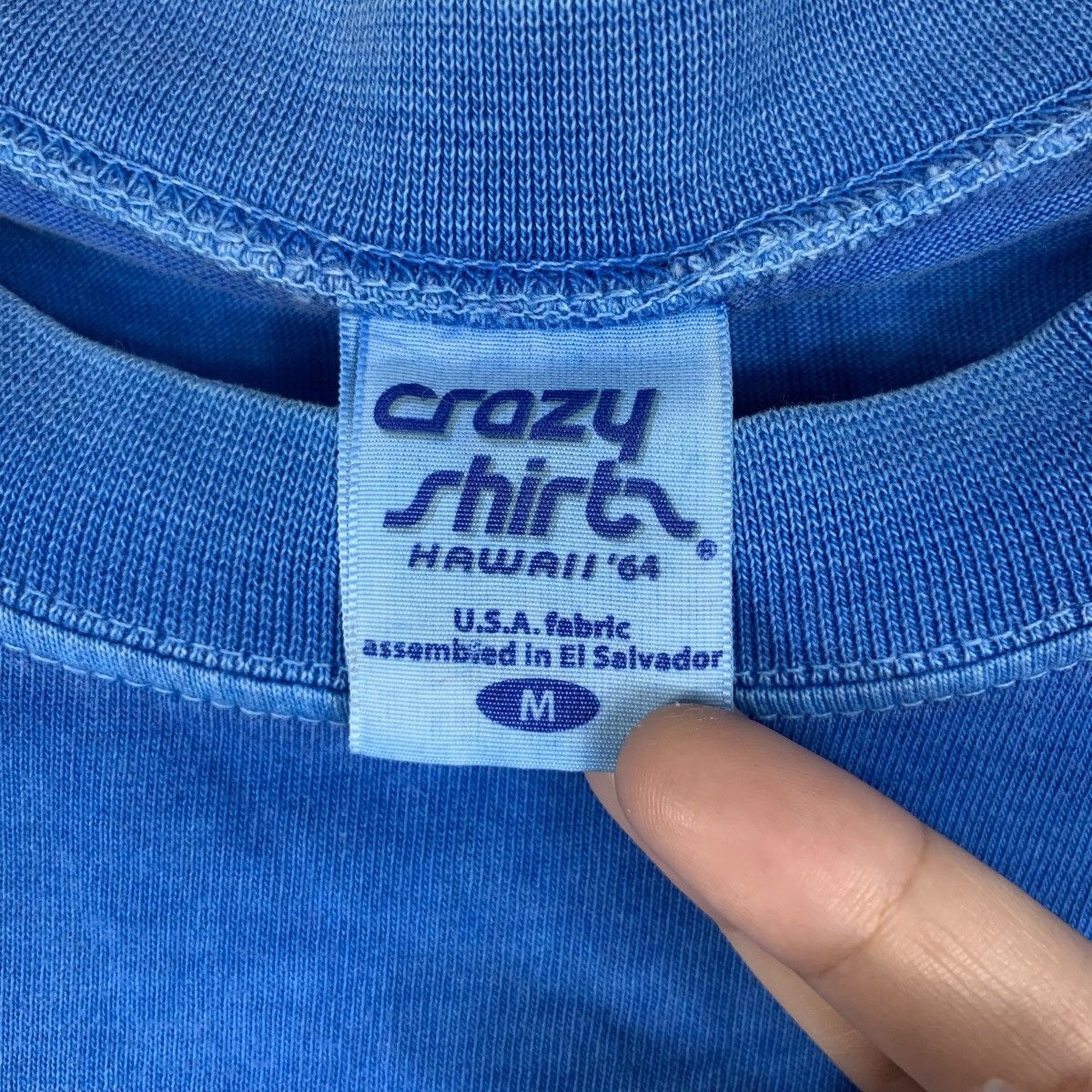 Other Vintage 90’ CRAZY SHIRTS Blue Hawaii Dyed Floral Tee Shirt Size M / US 6-8 / IT 42-44 - 9 Thumbnail