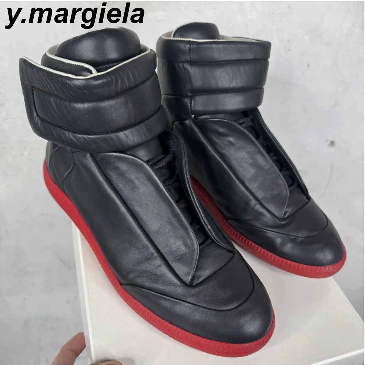 Maison Margiela Maison Margiela High Top Future Leather 42-43 Size US 9 / EU 42 - 1 Thumbnail