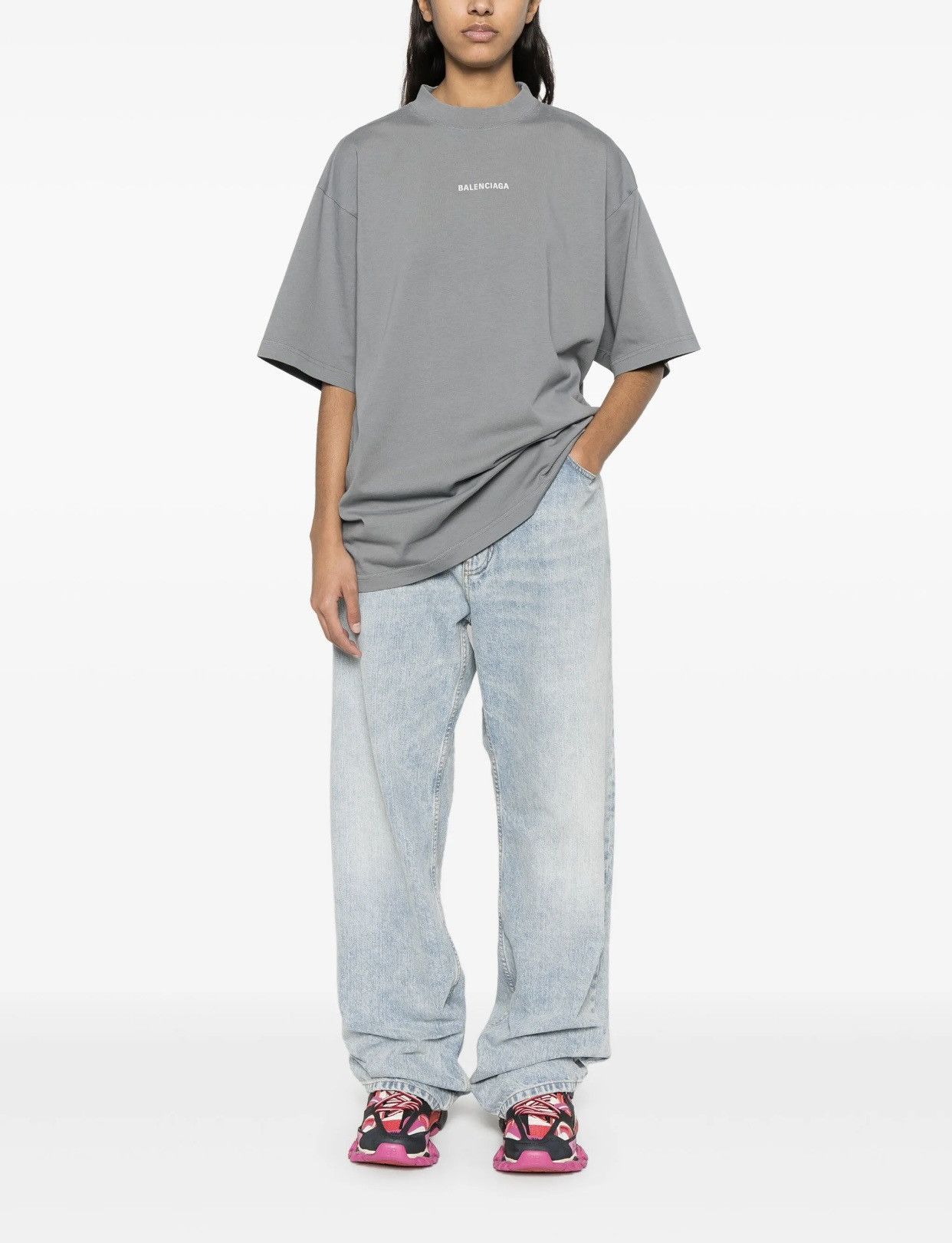 Balenciaga Balenciaga Gray Reflective Logo T-shirt L Size US L / EU 52-54 / 3 - 10 Thumbnail