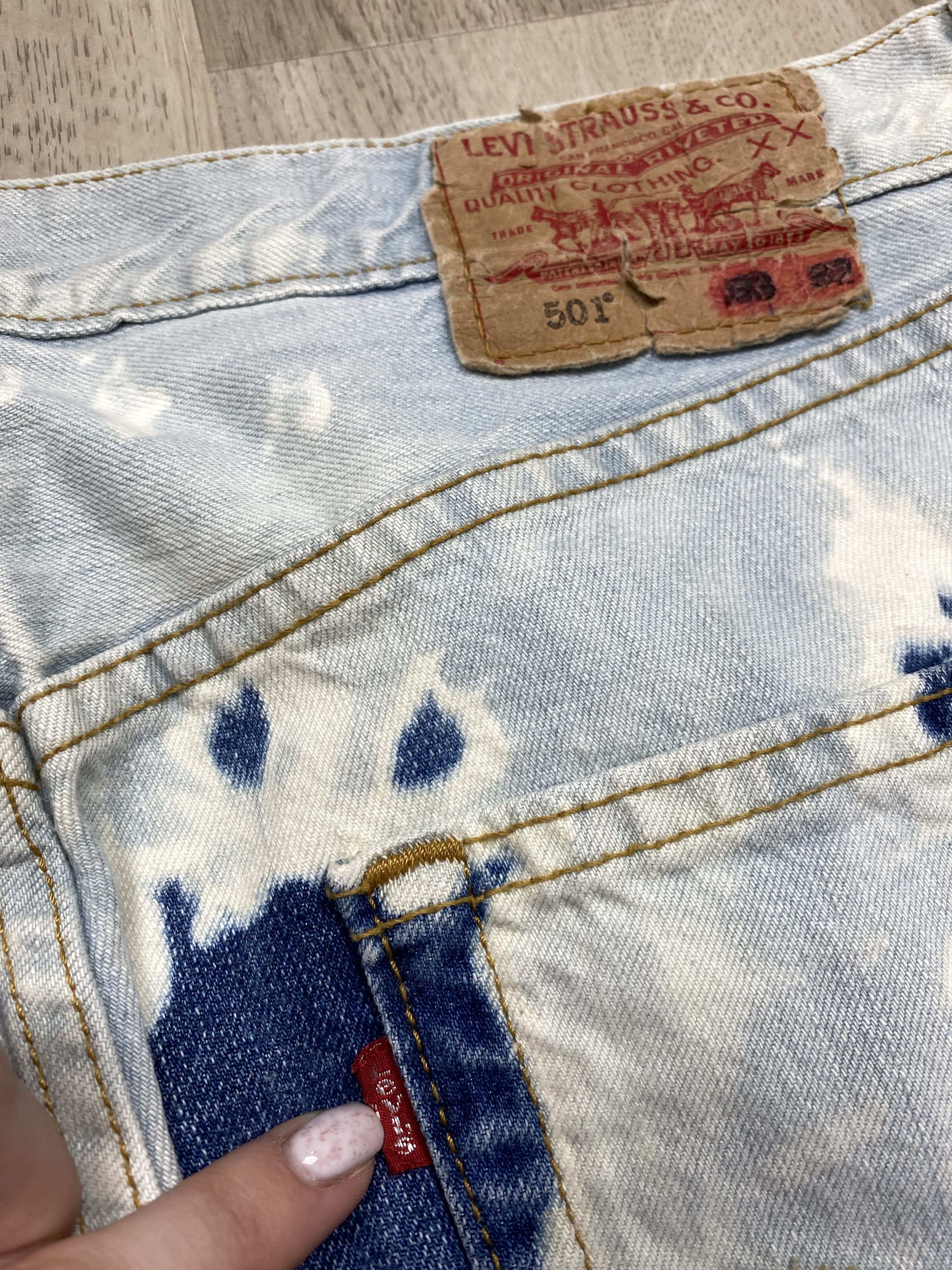 Levi's Vintage Clothing Levi's 501 90s Vintage Custom Denim Pants Acid Wash Jeans Size US 33 - 2 Thumbnail