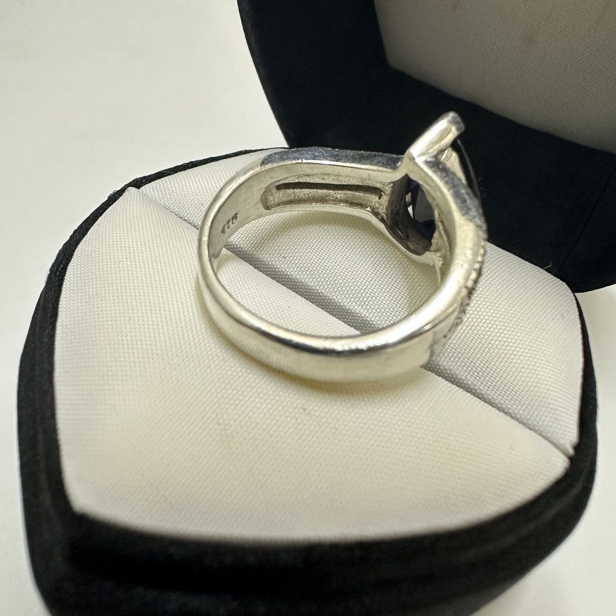 Other 925 Silver Ring with Blue Teardrop Gemstone Size 8 Size ONE SIZE - 7 Thumbnail