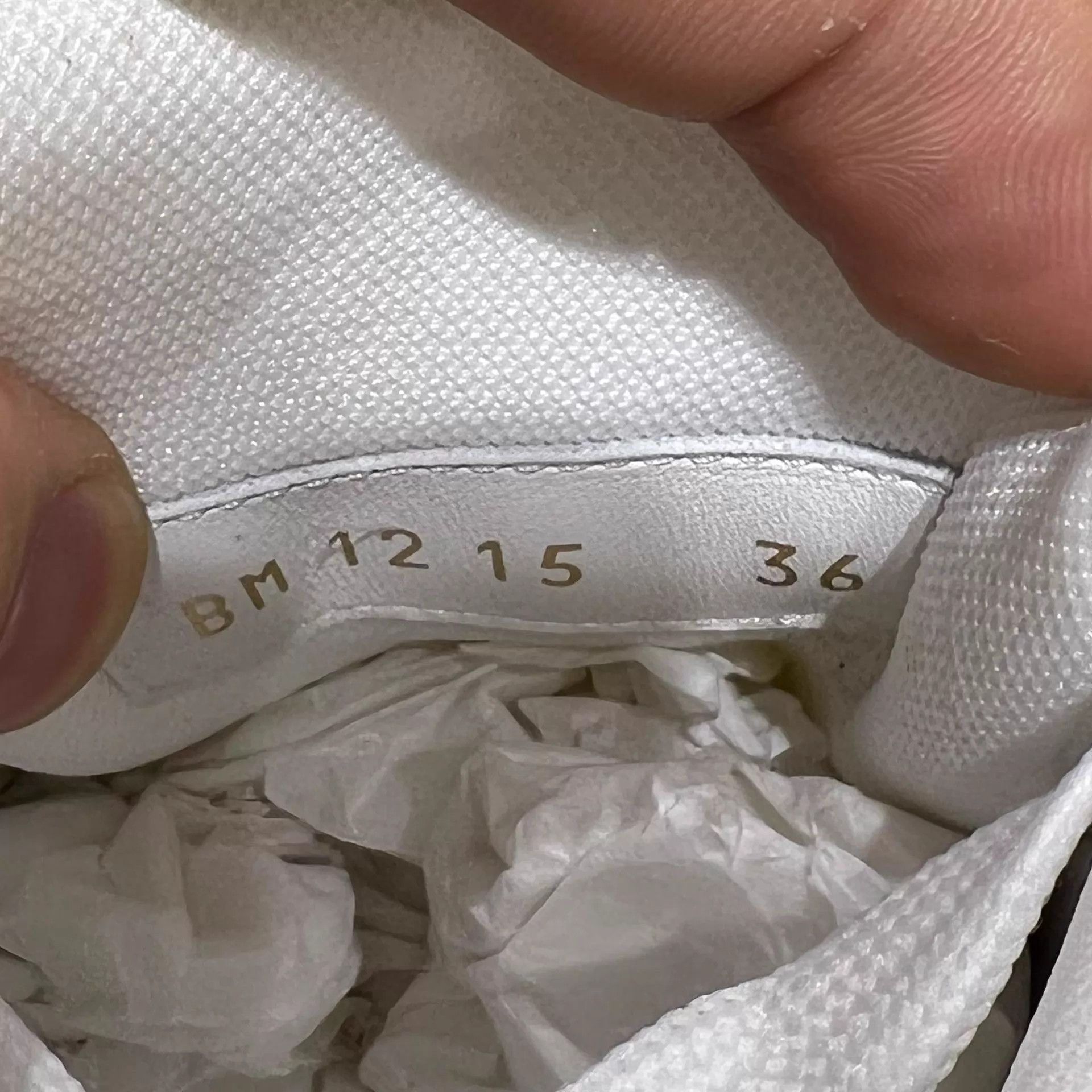 Louis Vuitton LV Trainer Gray White Denim UK2/36 New Tried On Once Size US 5.5 / IT 35.5 - 8 Thumbnail