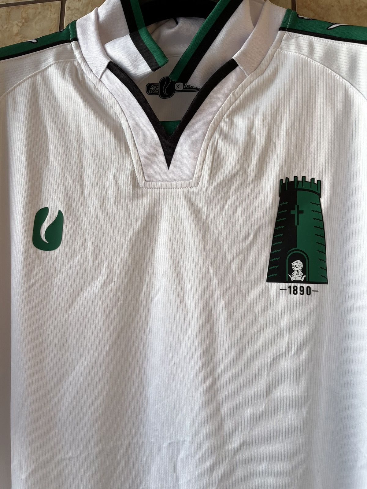 Vintage Rogerstone Afc Wales 2024/2015 jersey Size US XL / EU 56 / 4 - 2 Thumbnail
