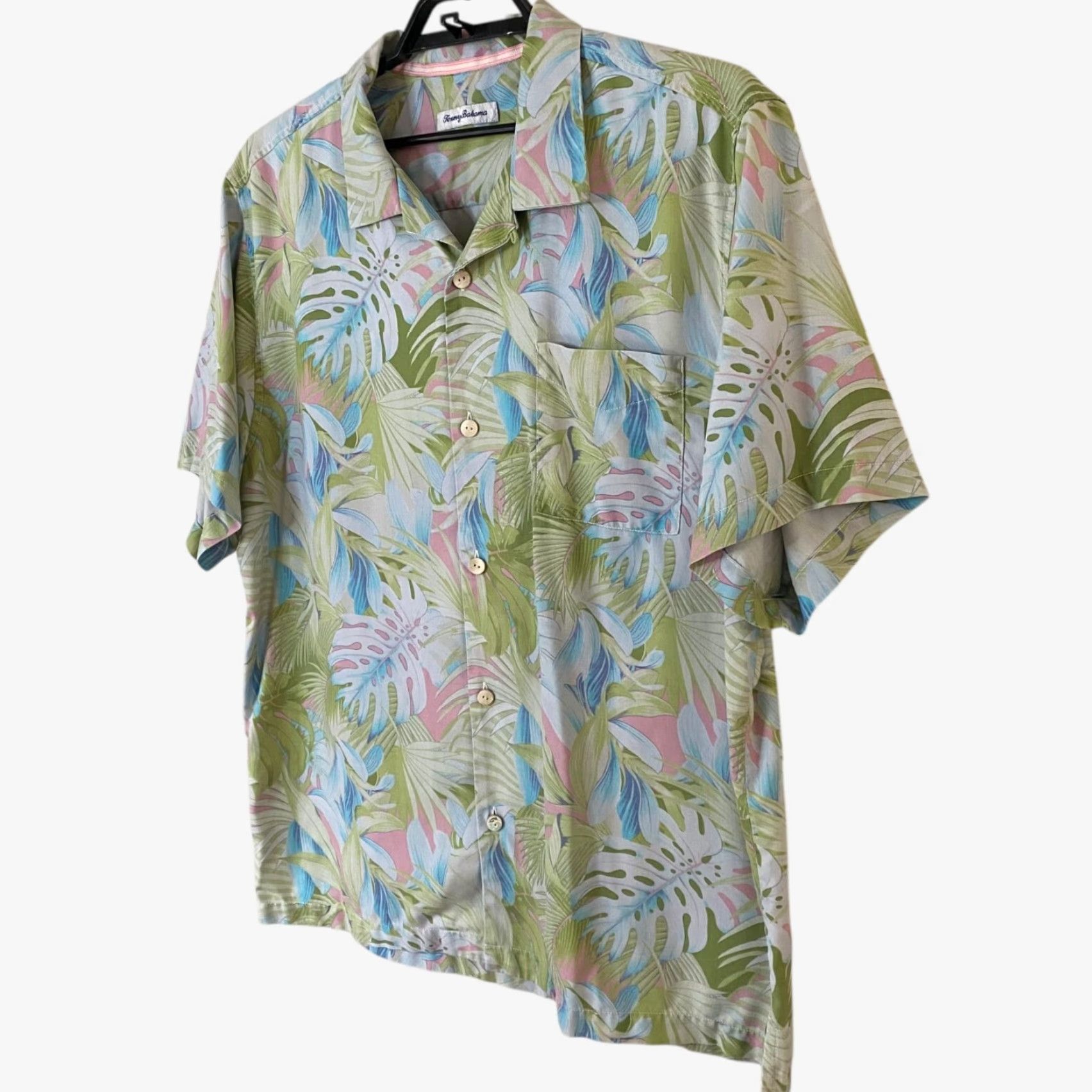 Tommy Bahama Tommy Bahama Camp Shirt XL Men's Short-Sleeve Button-Up Hawaiian Floral Tropic Silk Camp Shirt Size US XL / EU 56 / 4 - 2 Thumbnail