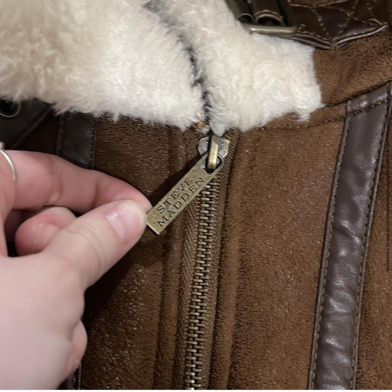 Steve Madden Steve Madden Fluffy Jacket Size M / US 6-8 / IT 42-44 - 2 Thumbnail