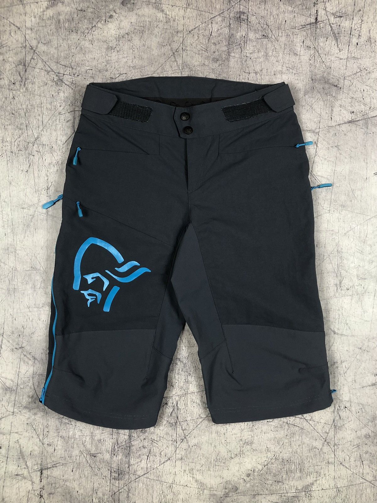Norrona Norrona Trekking Outdoor Fjora Mountain Shorts y2k gcw23 og Size 28" / US 6 / IT 42 - 2 Thumbnail