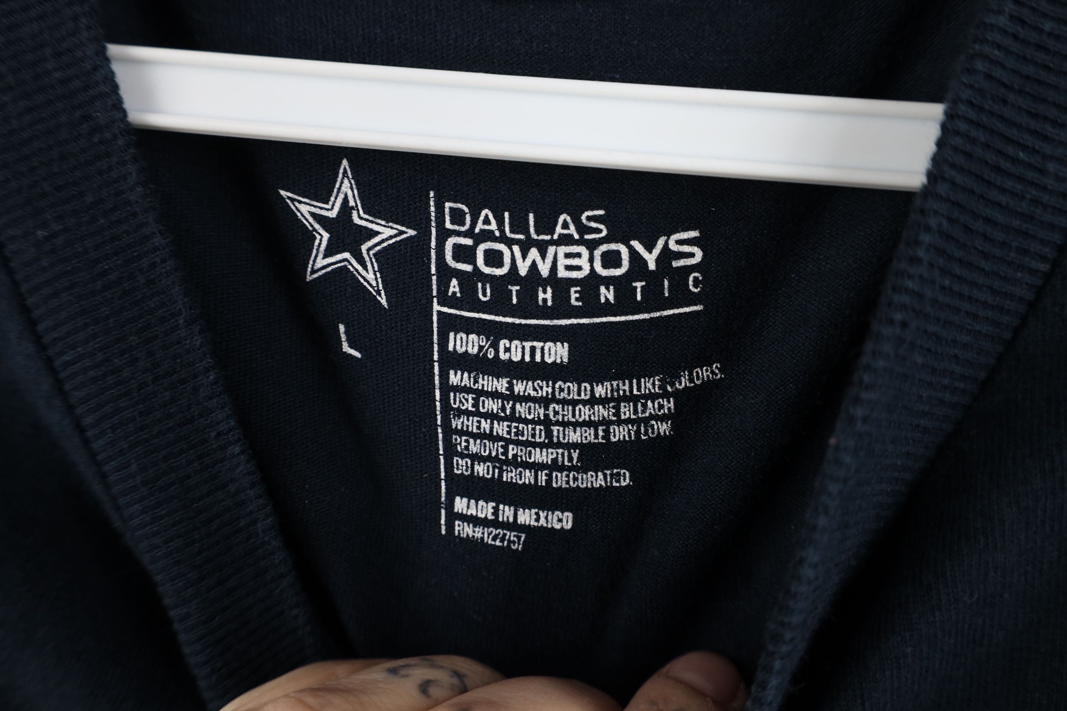 Vintage Y2K NFL Season Dallas Cowboys Football Short Sleeve T-Shirt Size US L / EU 52-54 / 3 - 7 Thumbnail