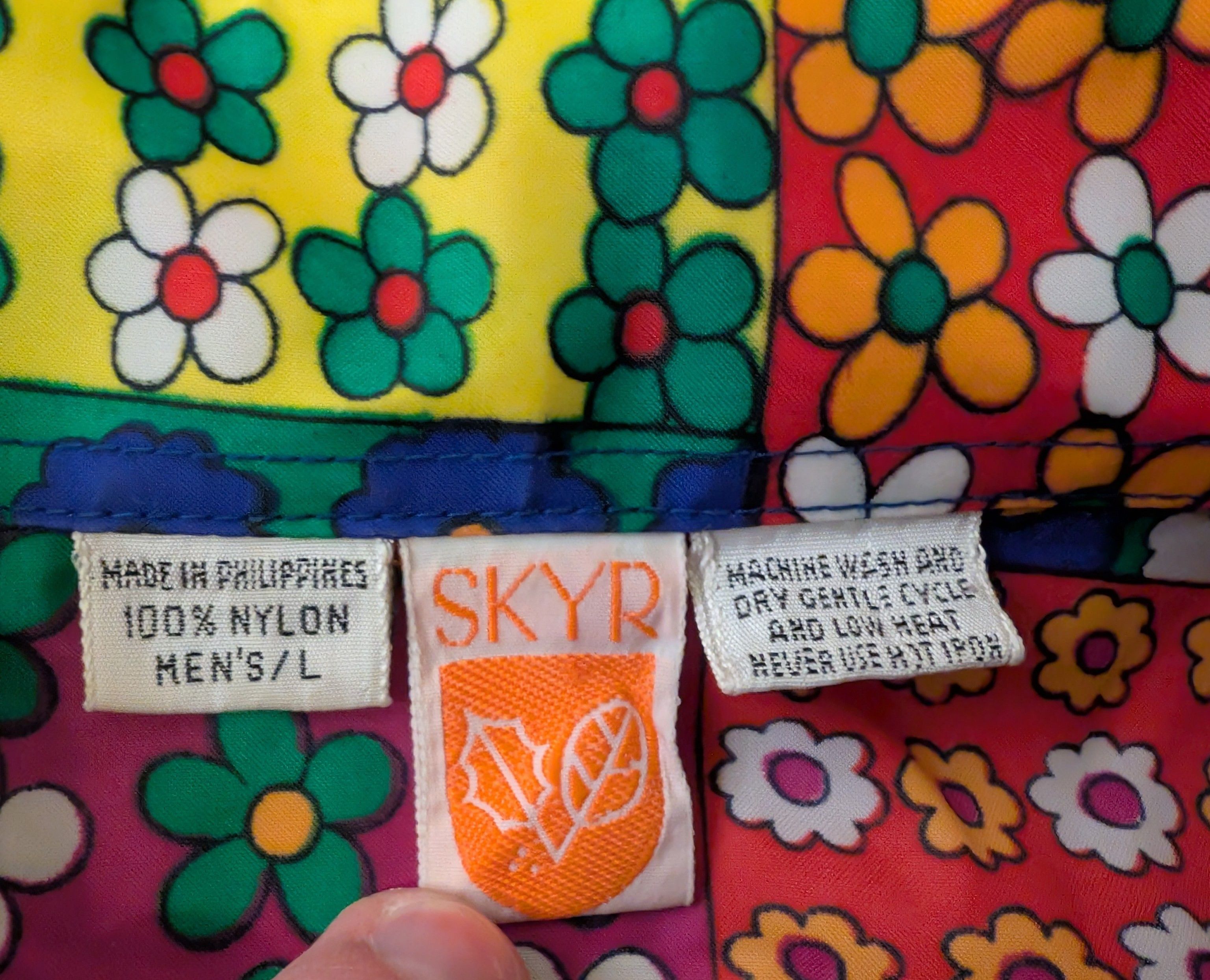 Vintage RARE Vintage Skyr Floral Patchwork Design Nylon Party Shirt Size US L / EU 52-54 / 3 - 3 Thumbnail