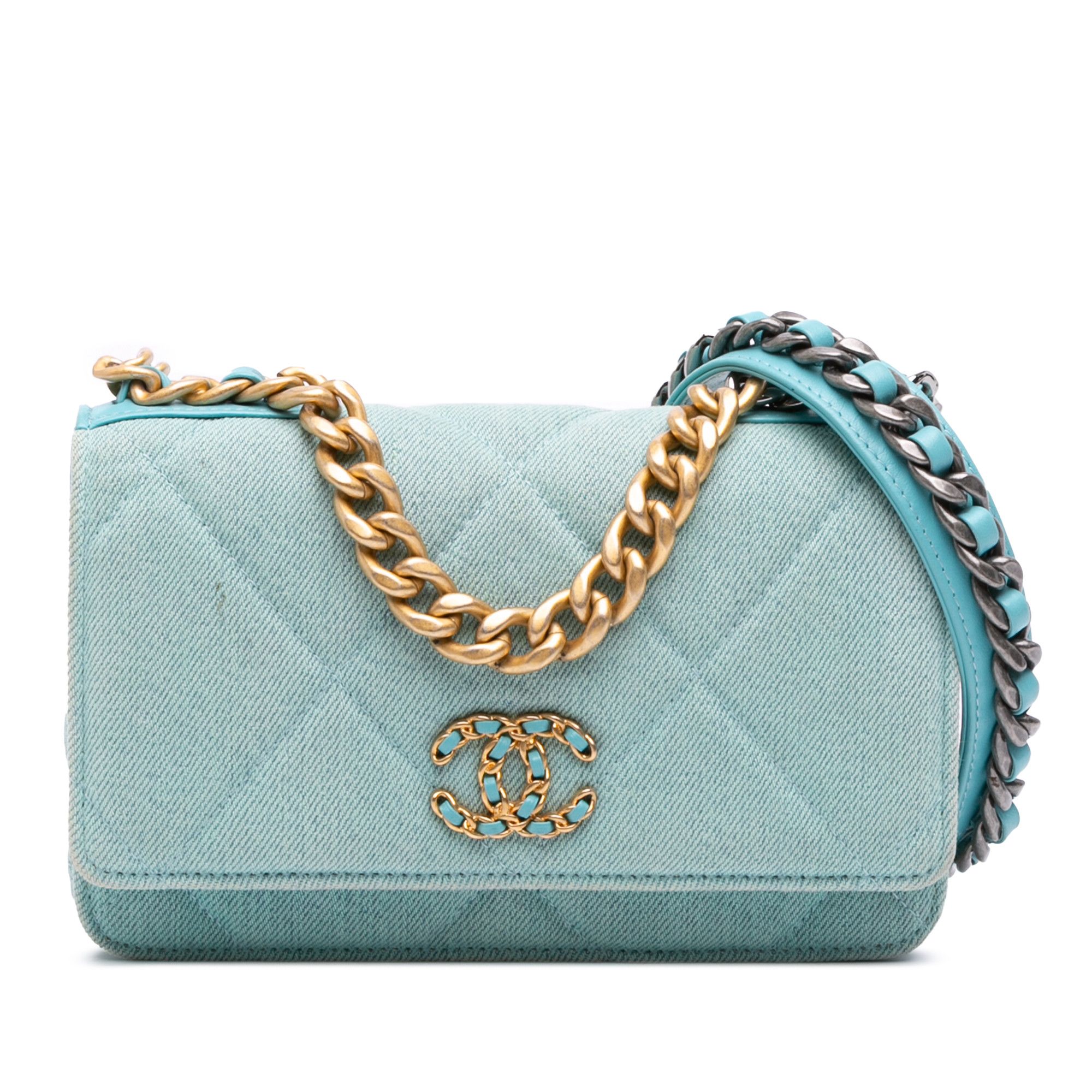 Chanel Chanel Denim 19 Wallet on Chain Size ONE SIZE - 1 Thumbnail