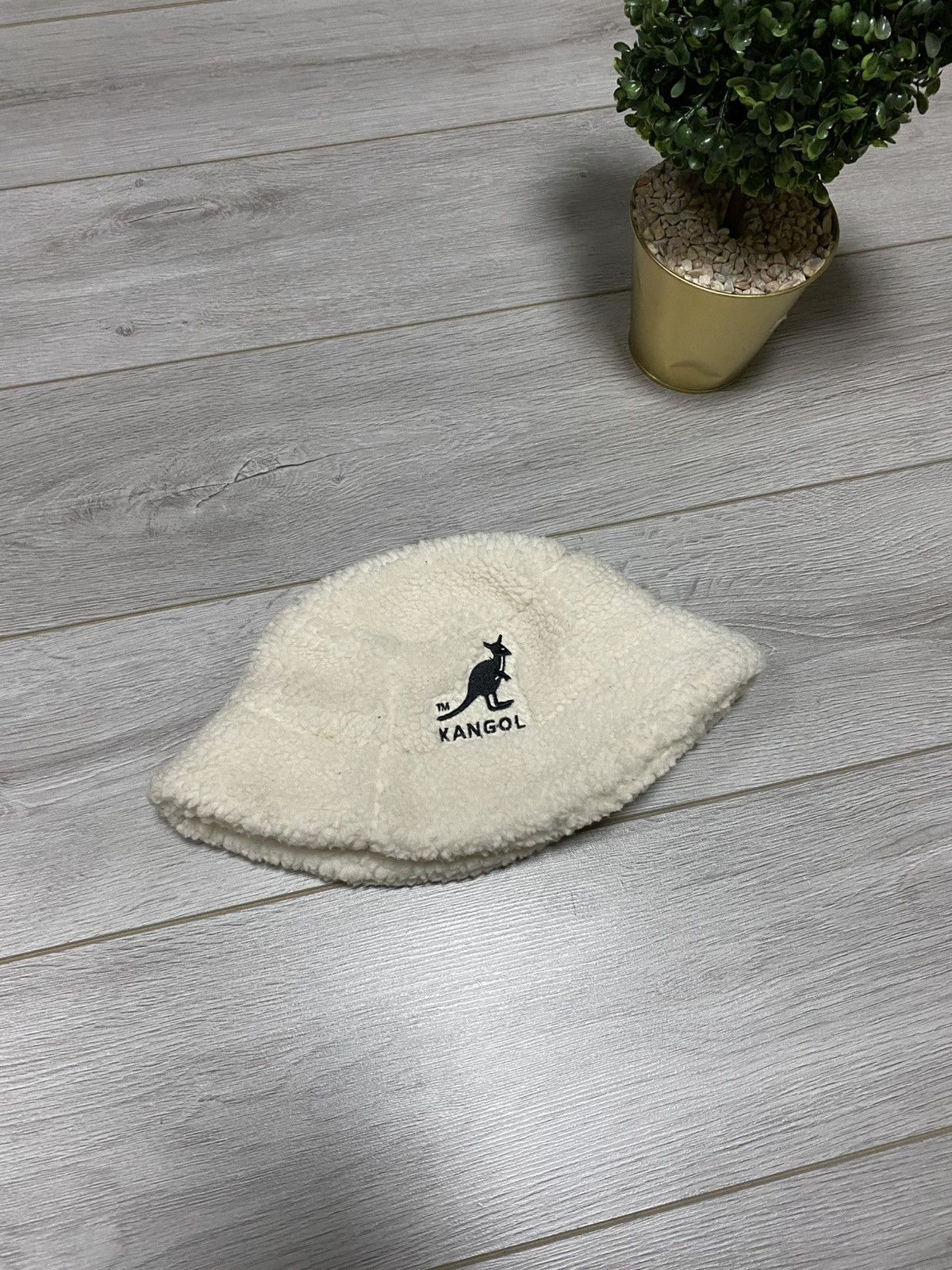 Kangol Kangol x H&M bucket hat teddy fleece kangaroo logo Size ONE SIZE - 1 Thumbnail