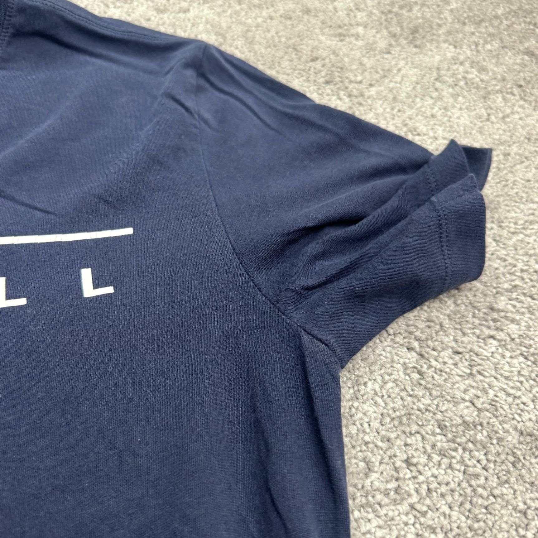 Nike Nike Dri-Fit T-Shirt Mens Medium Navy Blue Football - Nike Shirt Mens M Blue 90s? Size US M / EU 48-50 / 2 - 3 Thumbnail