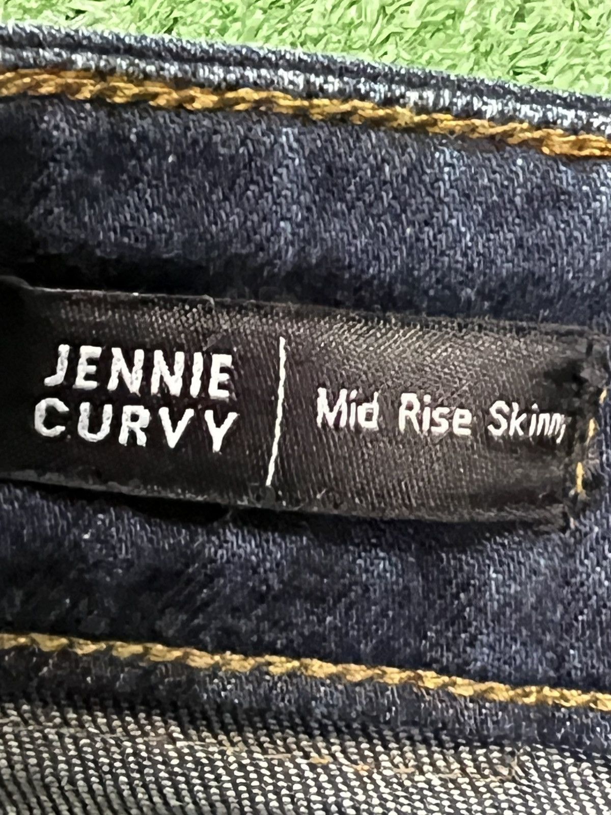 True Religion True Religion Jennie Curvy Mid Rise Skinny Jeans Size 29" - 5 Thumbnail
