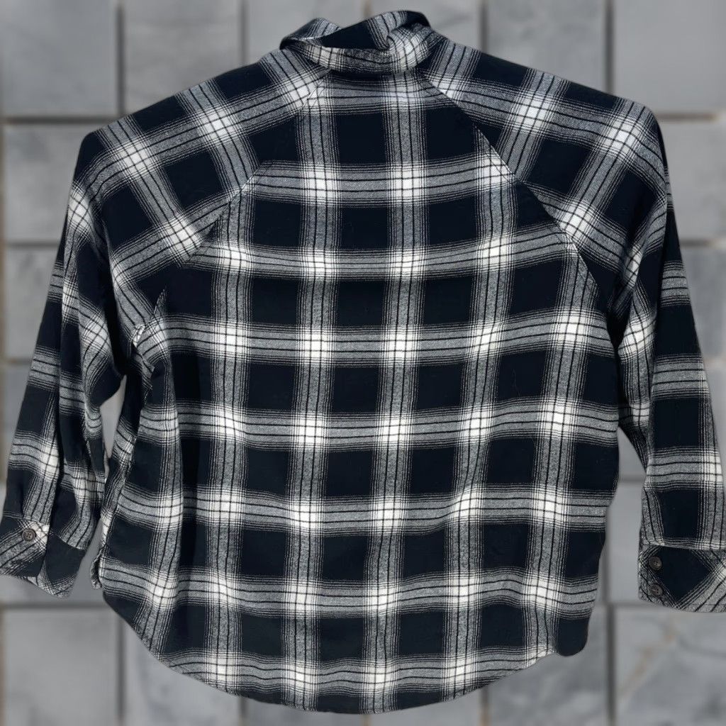 Vintage VINTAGE? Wild Fable Shirt Women S Black White Plaid Long Sleeve Button Up Preppy Size S / US 4 / IT 40 - 1 Thumbnail