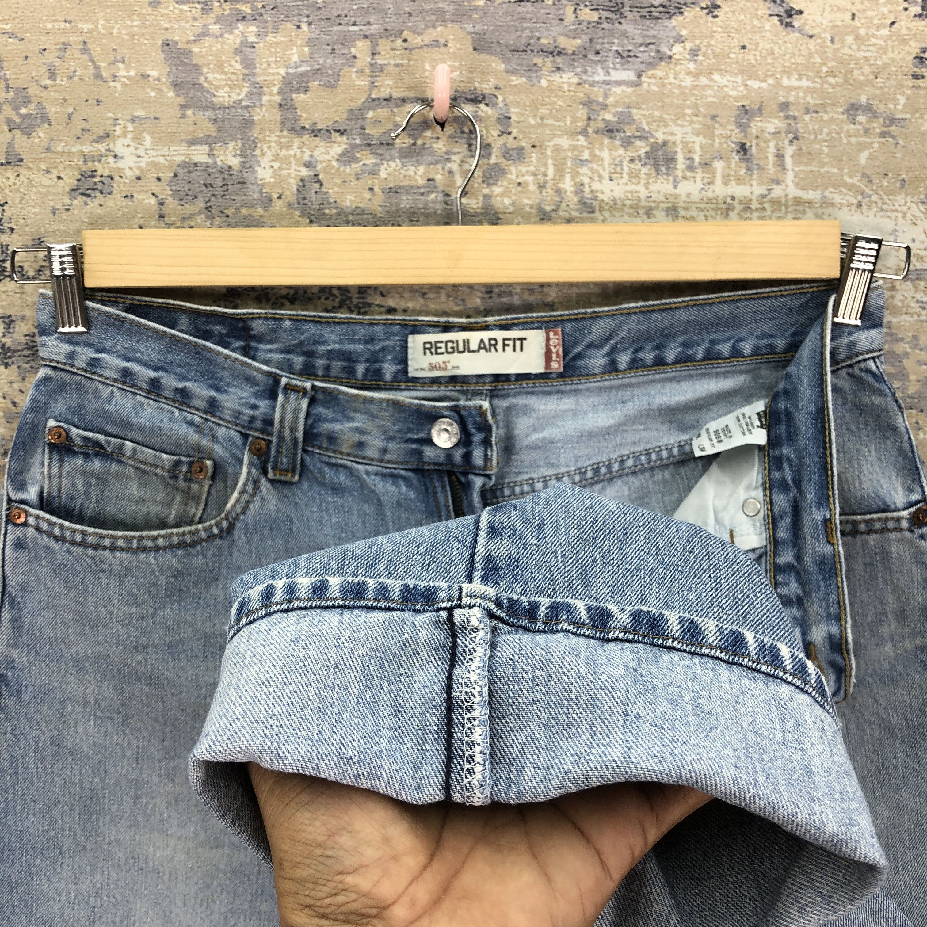 Levi's Vintage Levis Sun Faded Jeans Levi's Light Wash Denim Size US 34 / EU 50 - 8 Thumbnail