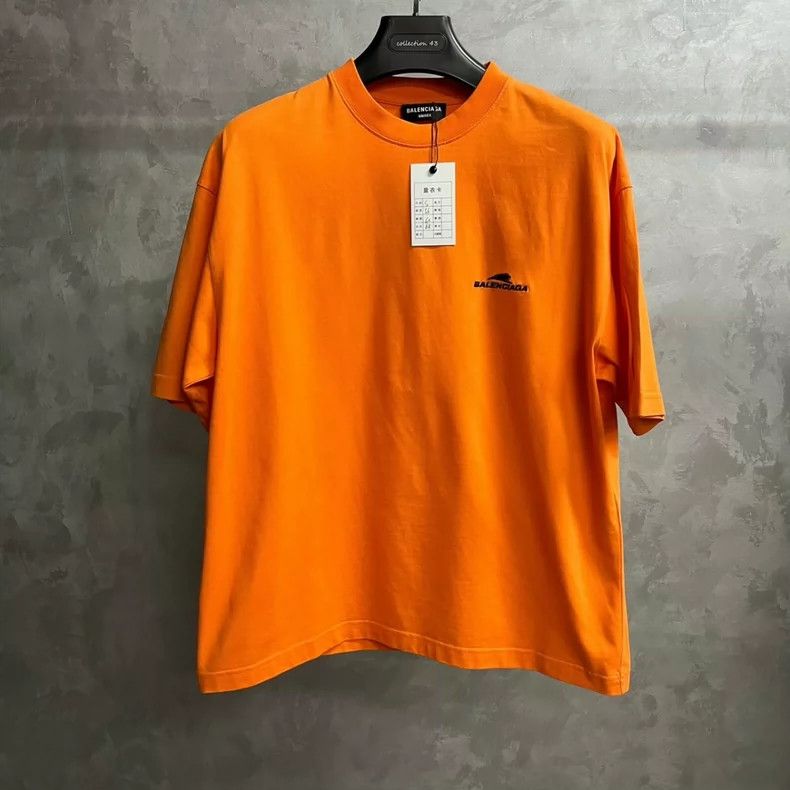 Balenciaga Balenciaga Orange embroidered logo crew neck short sleeve Size US S / EU 44-46 / 1 - 1 Thumbnail