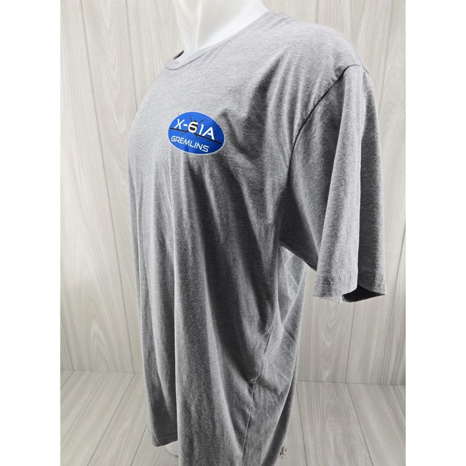 Next Level STAIN Dynetics Company X-61A Gremlins Men's Gray T-shirt Size 2XL Size US XXL / EU 58 / 5 - 4 Thumbnail