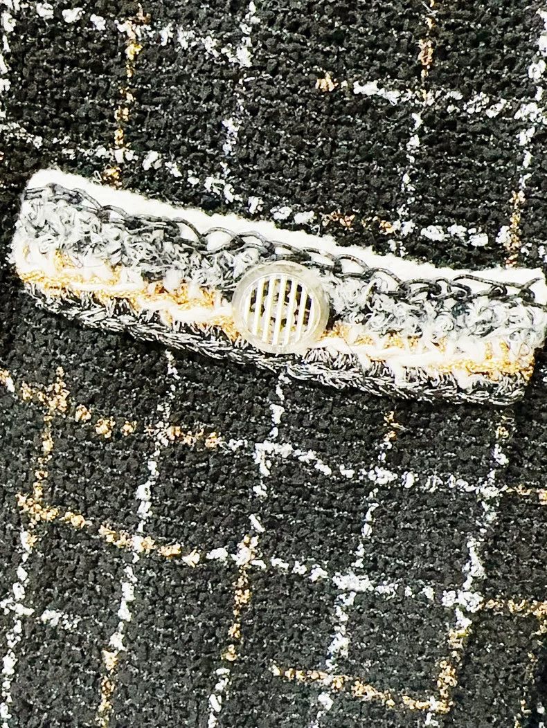 Chanel Chanel 17S Current Series Black Gold Tweed Robot Long-slee Size XS / US 0-2 / IT 36-38 - 4 Thumbnail