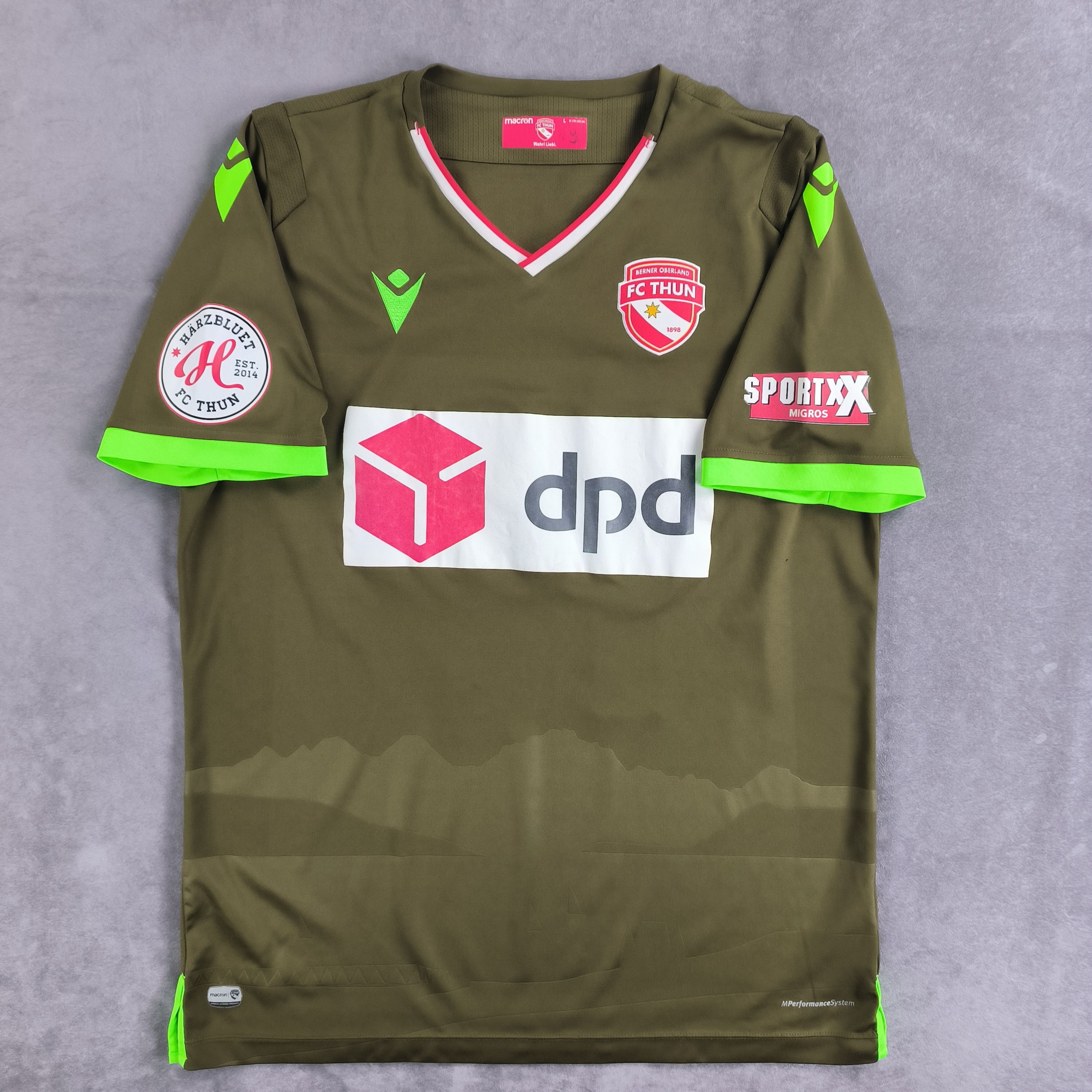 Macron FC Thun 2020-21 Macron away #19 football jersey size L Size US L / EU 52-54 / 3 - 1 Thumbnail